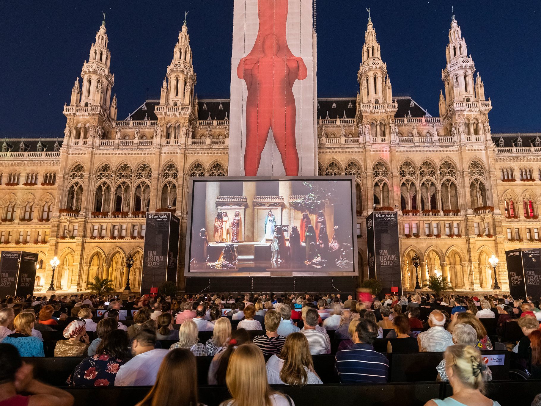 Das Filmfestival am Wiener Rathausplatz startet am 2. Juli 2022. Das Filmfestival am Wiener Rathausplatz startet am 2. Juli 2022.