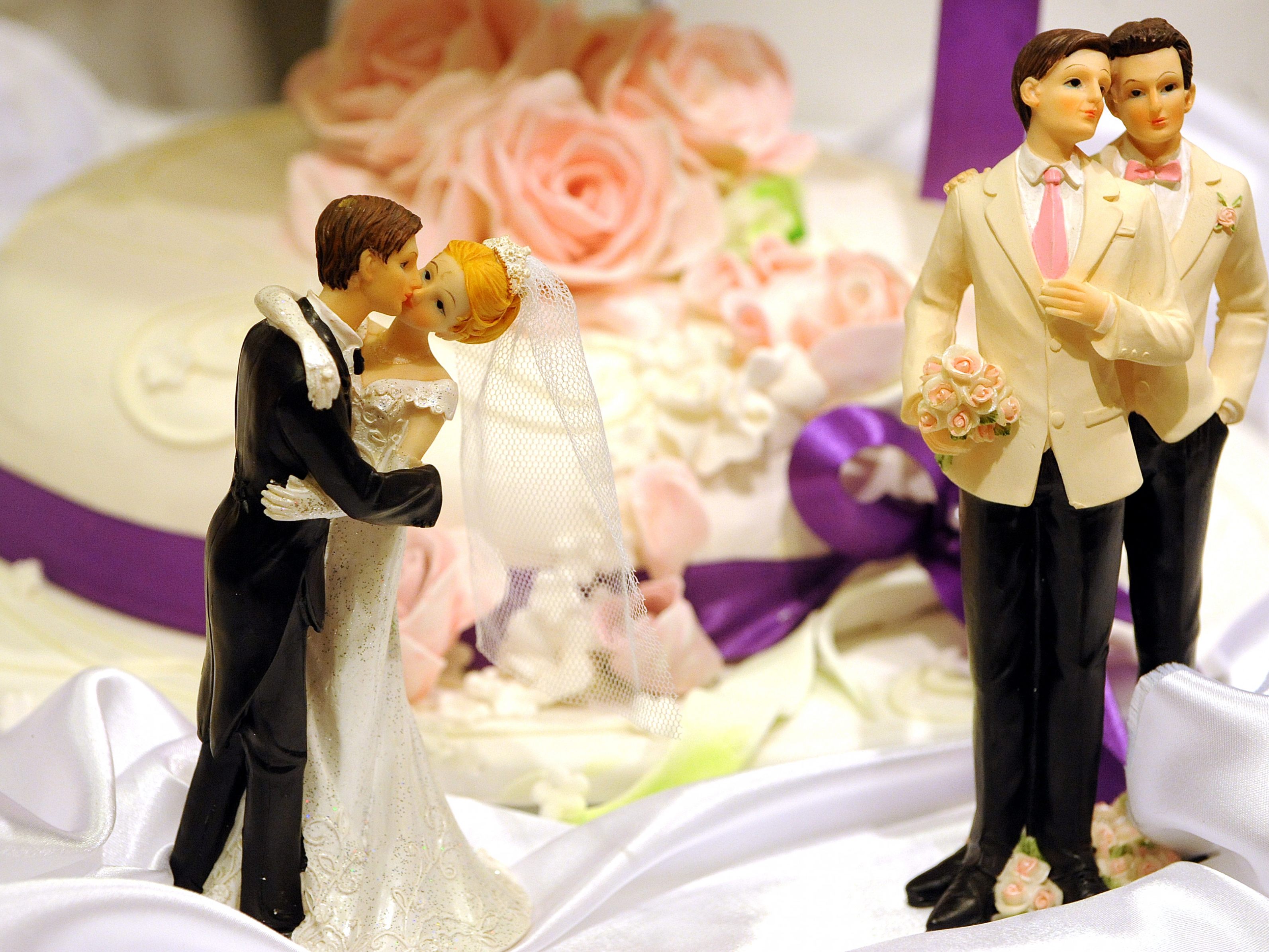 2021 gab es mehr Eheschließungen und weniger Ehescheidungen in Österreich.