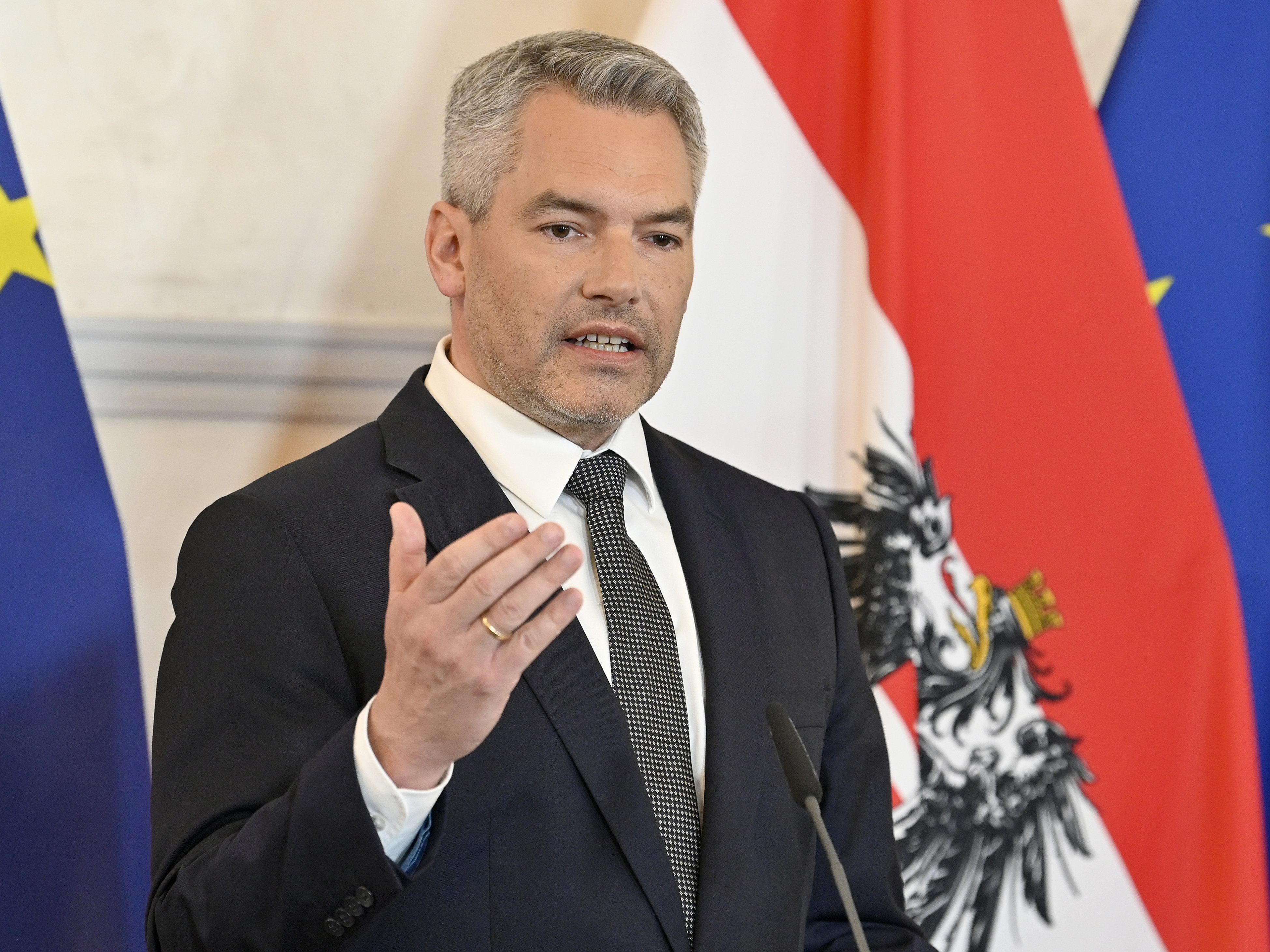 Nehammer stellt sich am Samstag in Graz der Wahl zum Bundesparteiobmann - doch zuvor muss der Kanzler rasch die vakanten ÖVP-Posten nachbesetzen Nehammer stellt sich am Samstag in Graz der Wahl zum Bundesparteiobmann - doch zuvor muss der Kanzler rasch die vakanten ÖVP-Posten nachbesetzen