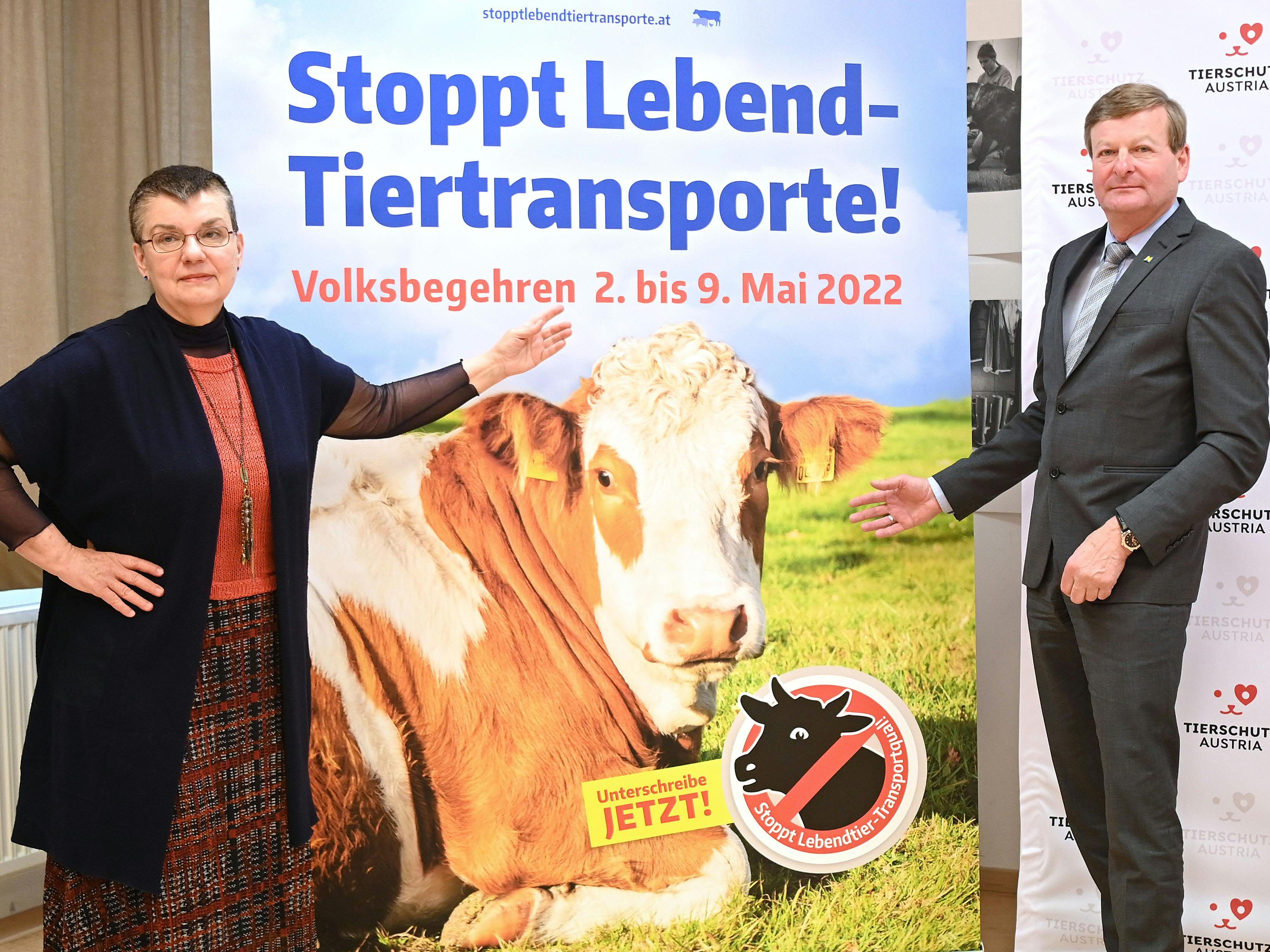 Die Initatoren des Lebendtiertransporte-Volksbegehren fordern sofortige Maßnahmen Die Initatoren des Lebendtiertransporte-Volksbegehren fordern sofortige Maßnahmen