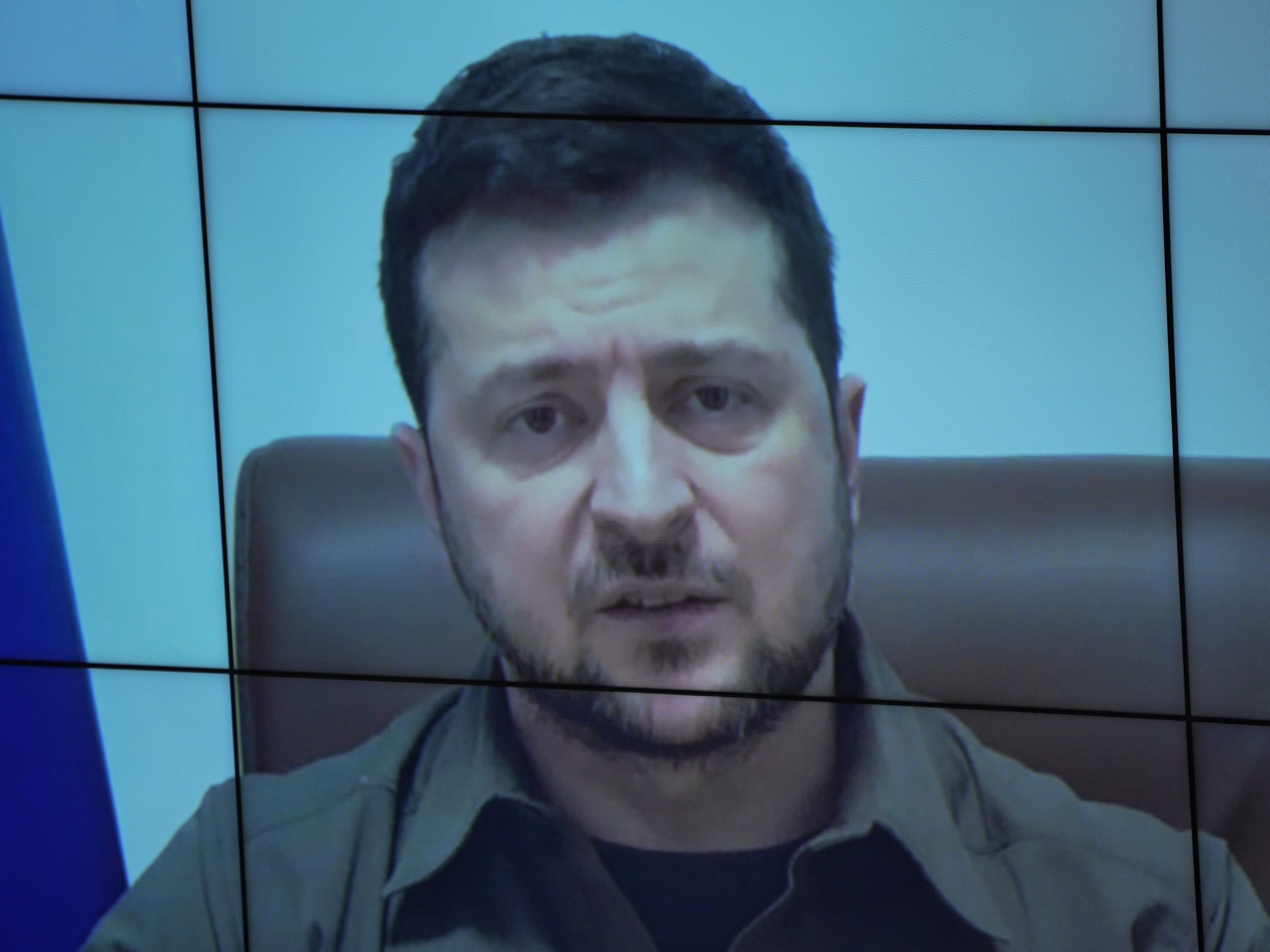 Der ukrainische Präsident Wolodymyr Selenskyj bezweifelt, dass die Ukraine ihr gesamtes Staatsgebiet mit Gewalt zurückerobern kann.