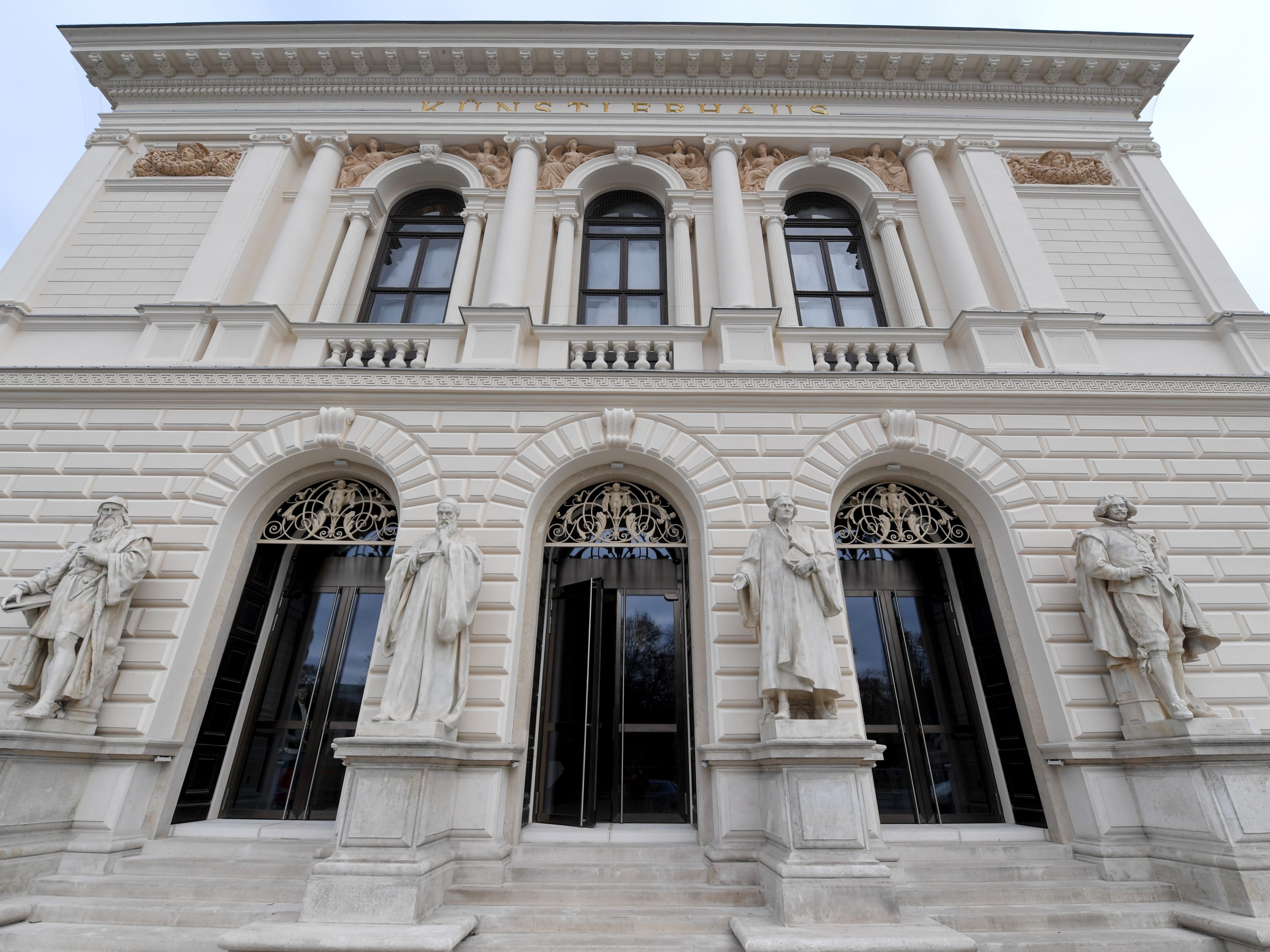 Vienna Shorts: Preis für Mo Harawe. Er bekamt Auszeichnung im Stadtkino im Wiener Künstlerhaus. Vienna Shorts: Preis für Mo Harawe. Er bekamt Auszeichnung im Stadtkino im Wiener Künstlerhaus.