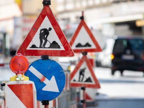 Baustelle auf der Eßlinger Hauptstraße.