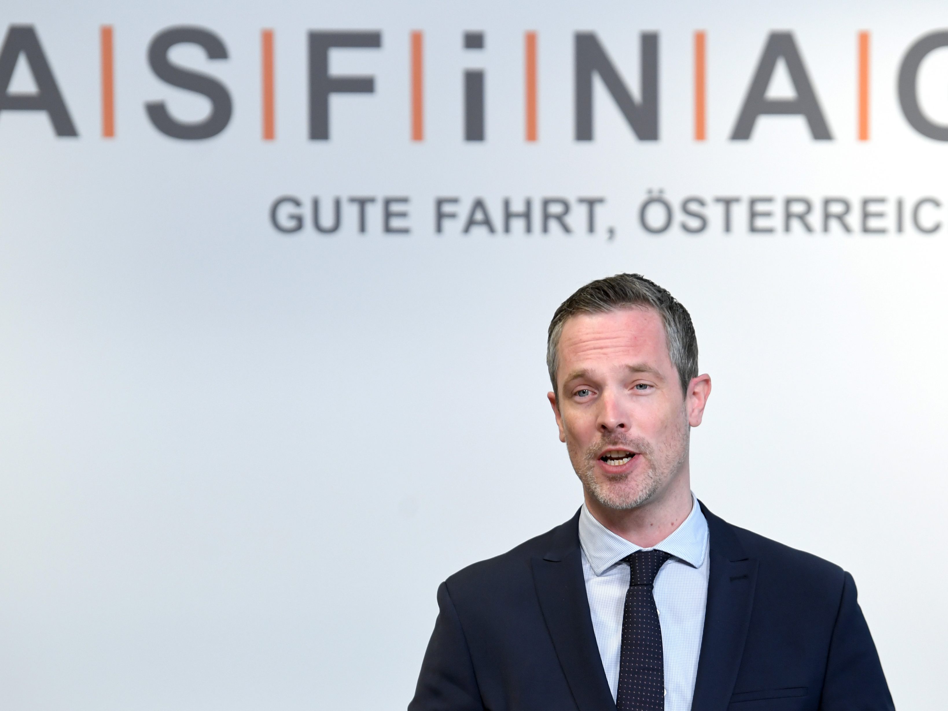Unter anderen gab Asfinag-Vorstand Hartwig Hufnagl die Pläne zur Zusammenarbeit mit dem Innenministerum bekannt, Unter anderen gab Asfinag-Vorstand Hartwig Hufnagl die Pläne zur Zusammenarbeit mit dem Innenministerum bekannt,