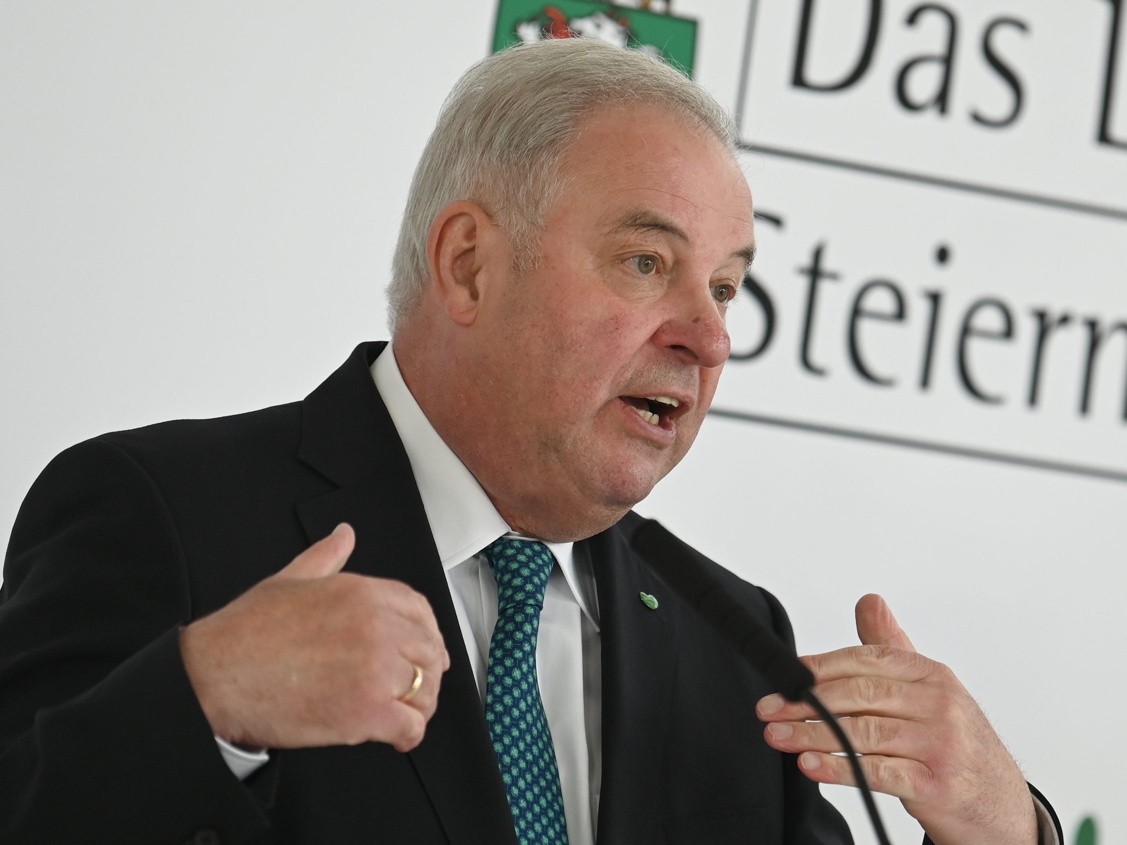 Schützenhöfer will den Karfreitag statt Ostermontag zum freien Tag machen. Schützenhöfer will den Karfreitag statt Ostermontag zum freien Tag machen.