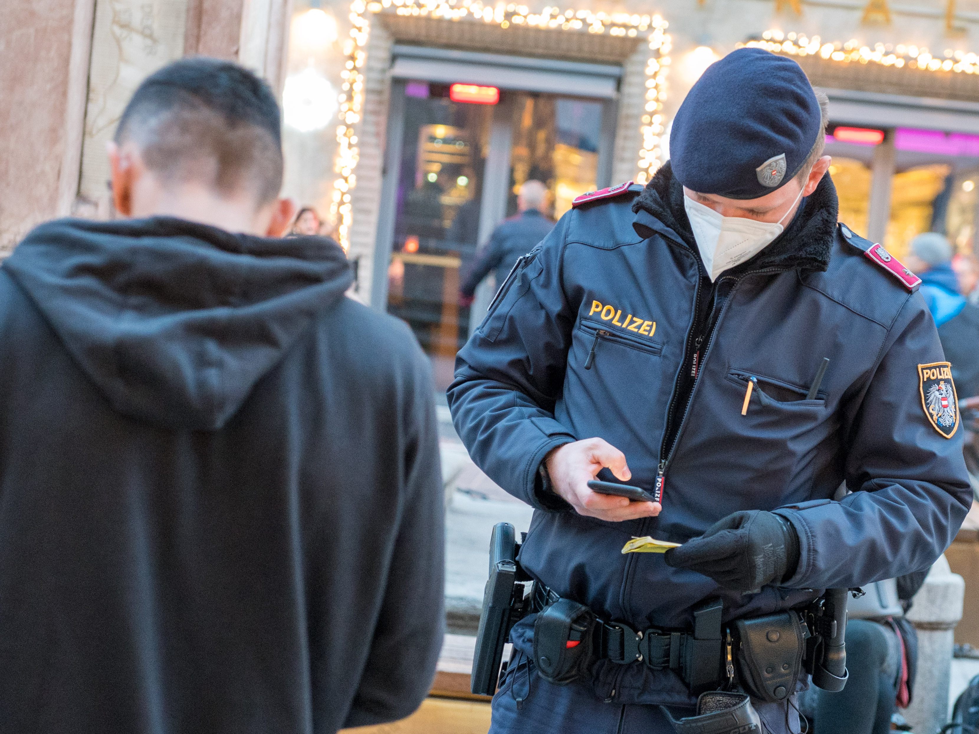 Die 2G-Regel ("Lockdown für Ungeimpfte") wurde kontrolliert.