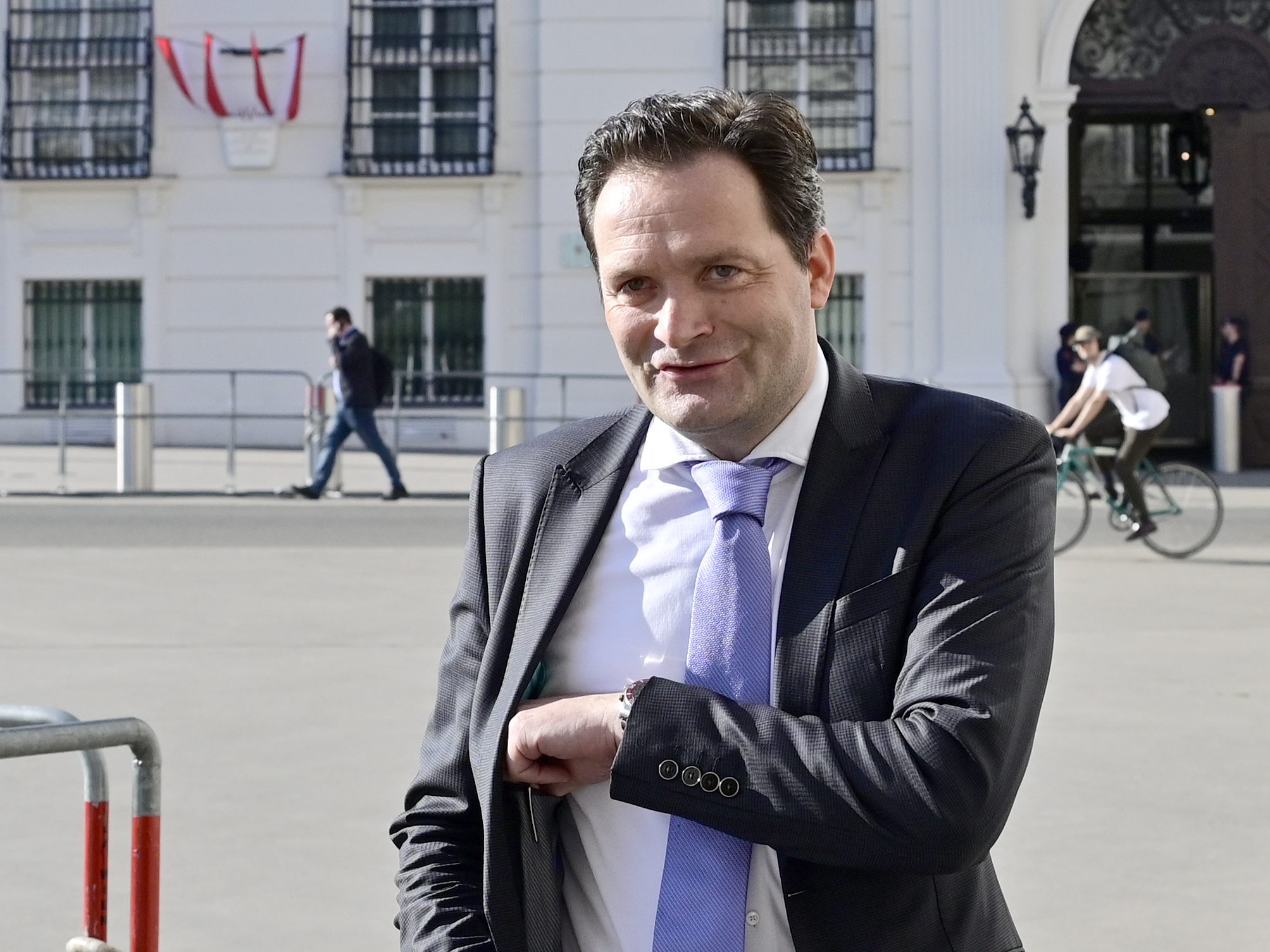 Noch kein Ersatztermin für die Angelobung von Norbert Totschnig. Noch kein Ersatztermin für die Angelobung von Norbert Totschnig.