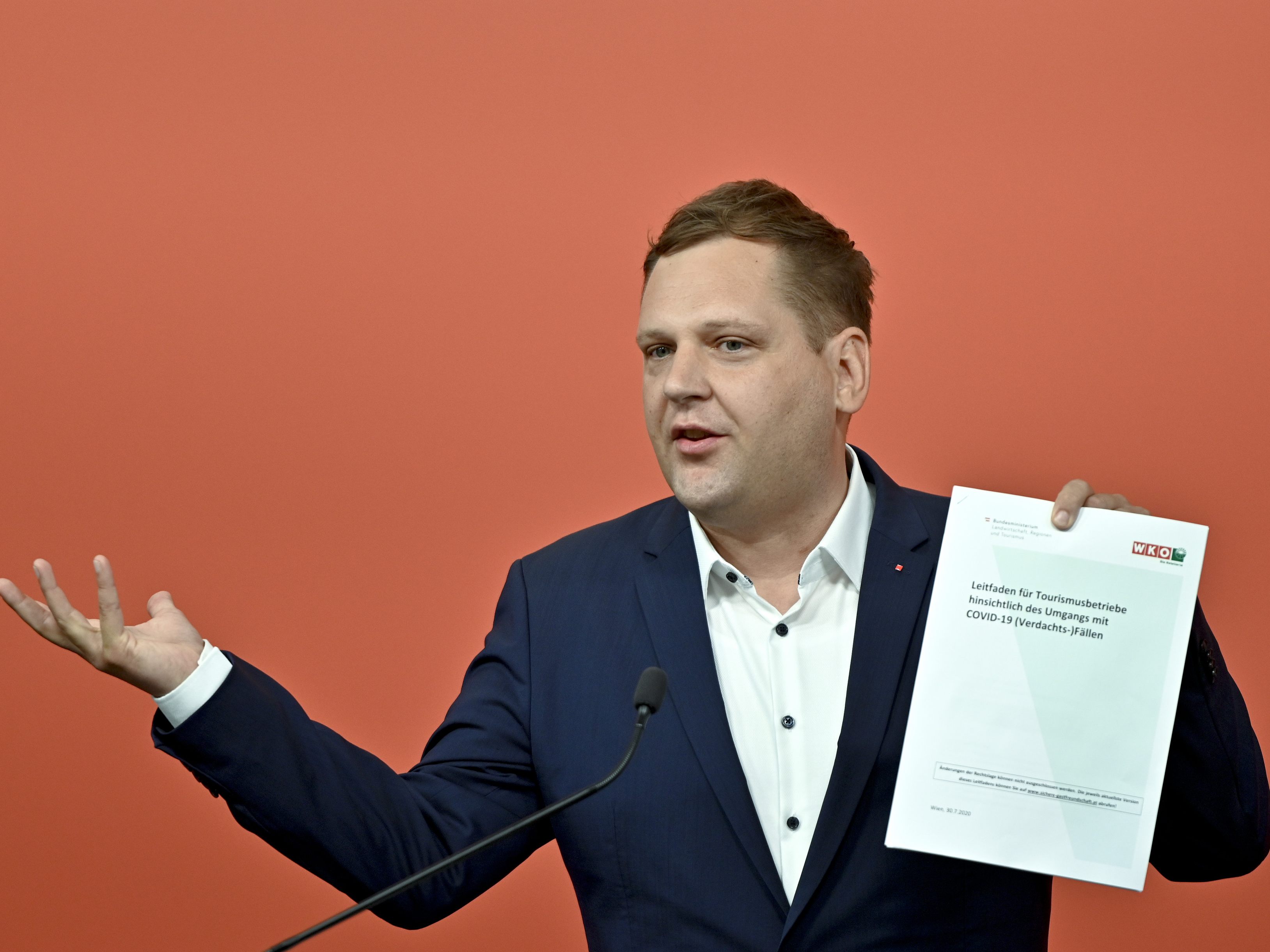 SPÖ-Gesundheitssprecher Philip Kucher wirft der Regierung eine mangelnde Vorbereitung auf nächste Welle vor. SPÖ-Gesundheitssprecher Philip Kucher wirft der Regierung eine mangelnde Vorbereitung auf nächste Welle vor.