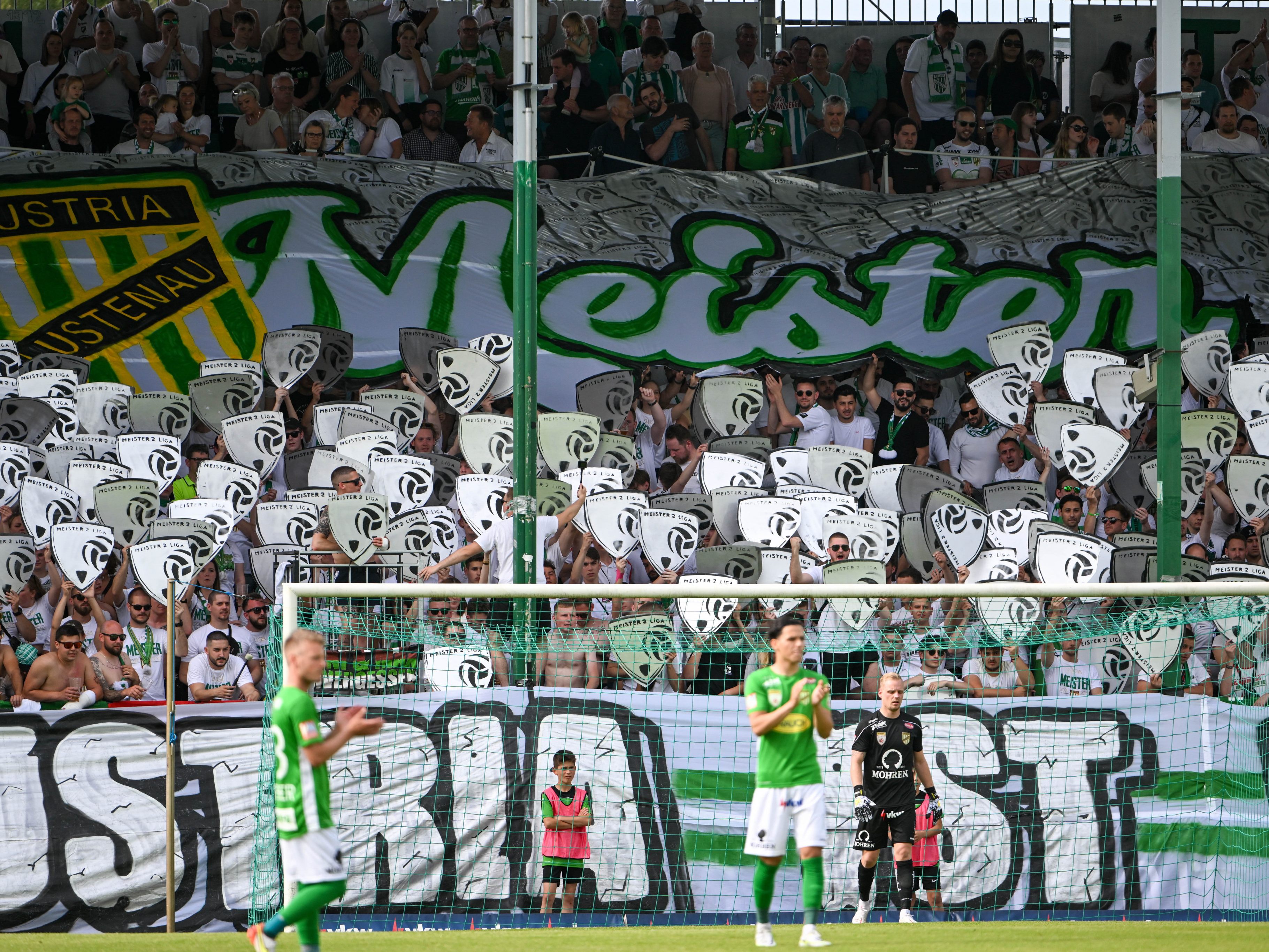 Die Fans bereiteten den Spielern eine perfekte Meisterfeier.