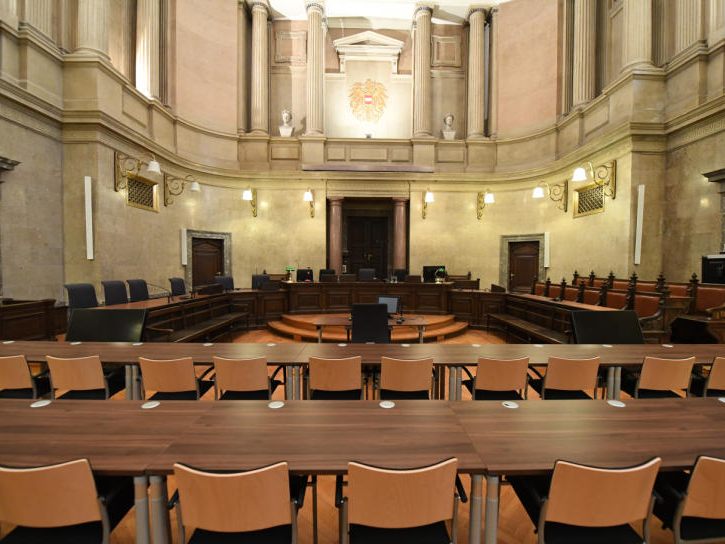 Der Prozess um die Briefkastenfirma "City Chambers" wurde auf Ende Juni vertagt