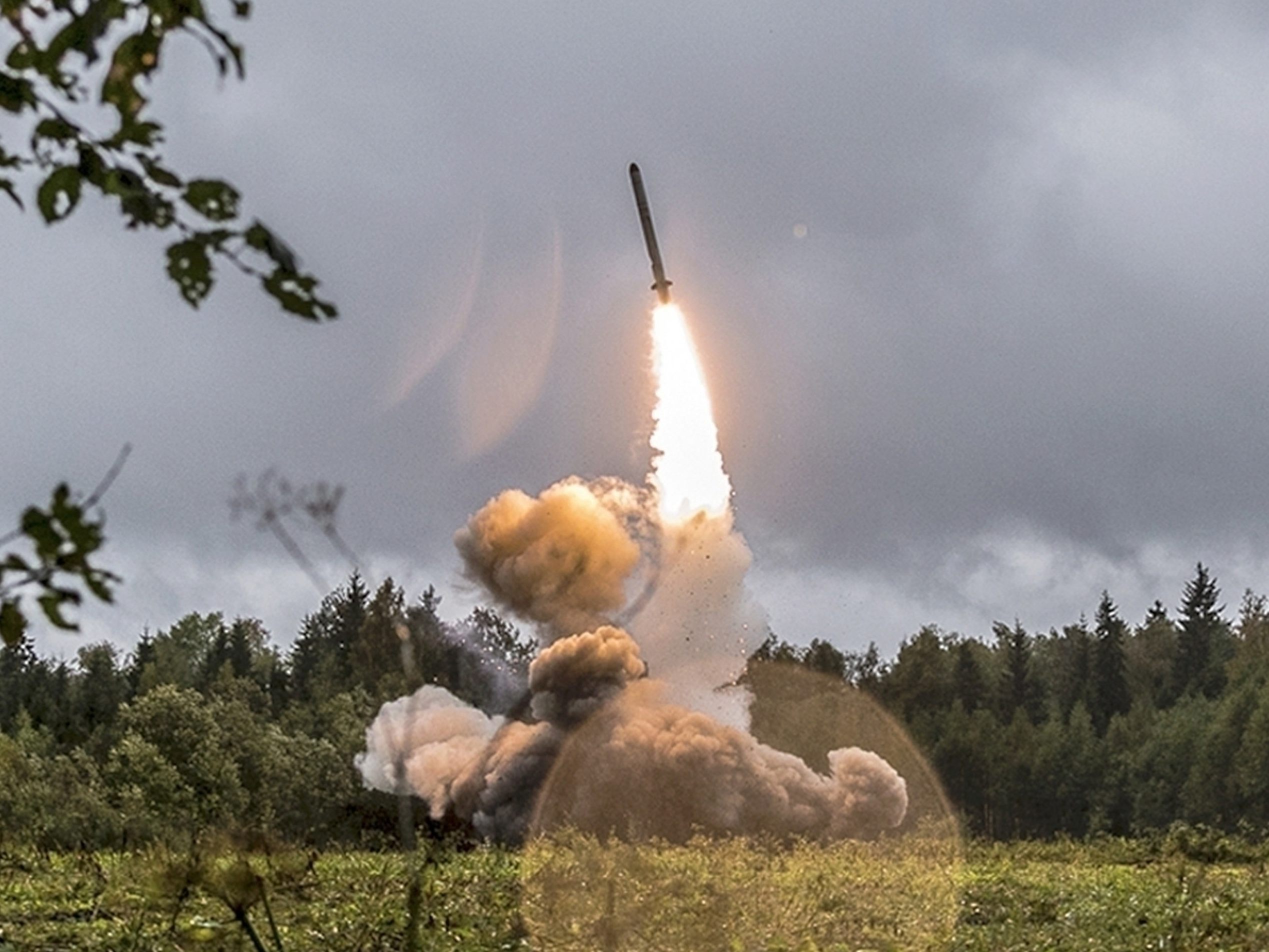 Russische Truppen in Kaliningrad simulierten Atomangriff mit Atomwaffen vom Typ Iskander Russische Truppen in Kaliningrad simulierten Atomangriff mit Atomwaffen vom Typ Iskander