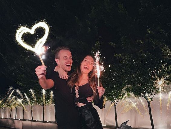 Nach zehn Jahren Beziehung hat sich das Youtube-Traumpaar Bibi und Julian Claßen getrennt. Nach zehn Jahren Beziehung hat sich das Youtube-Traumpaar Bibi und Julian Claßen getrennt.