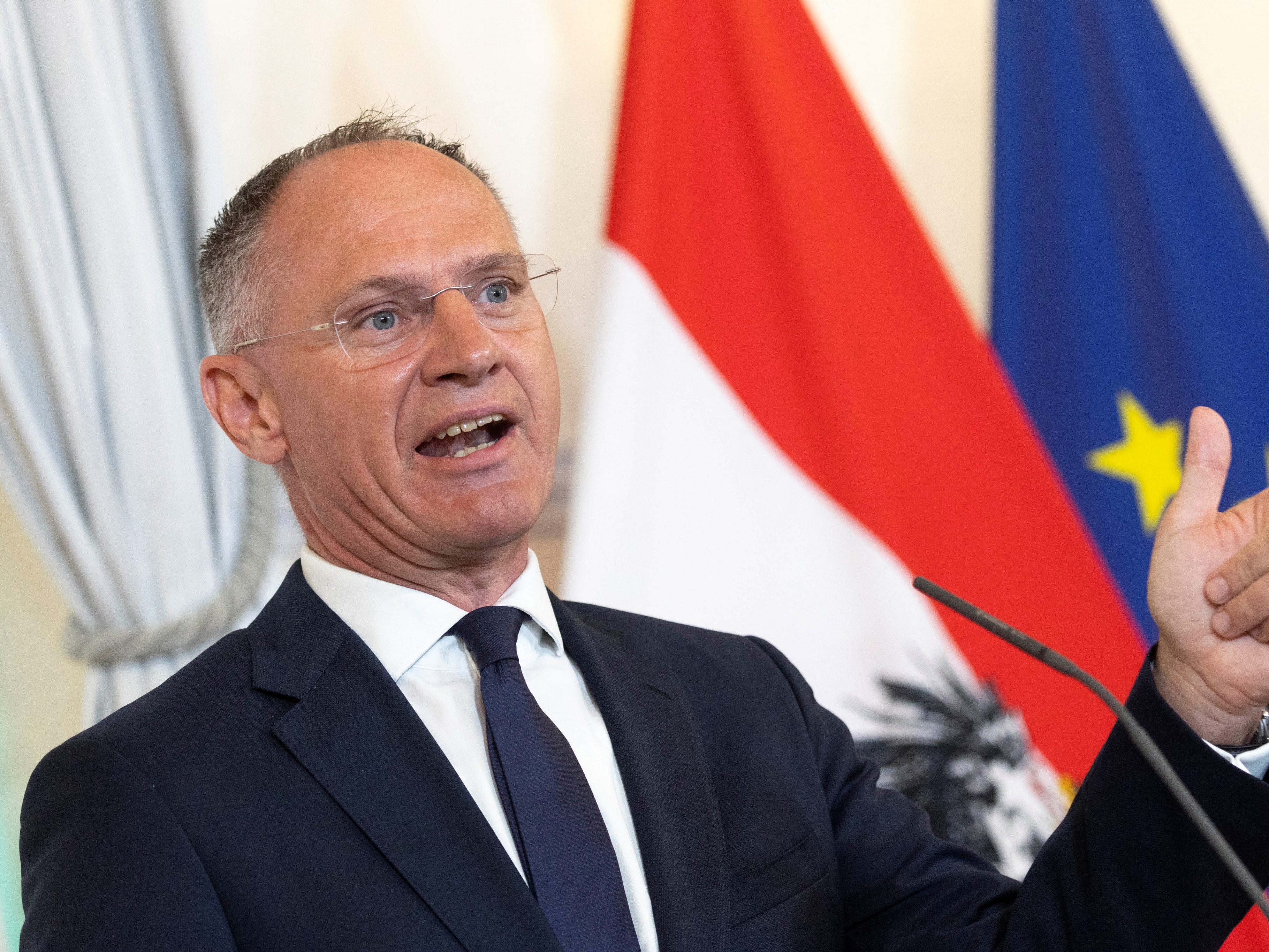 Karner unterzeichnete eine Kooperation mit der IRG.