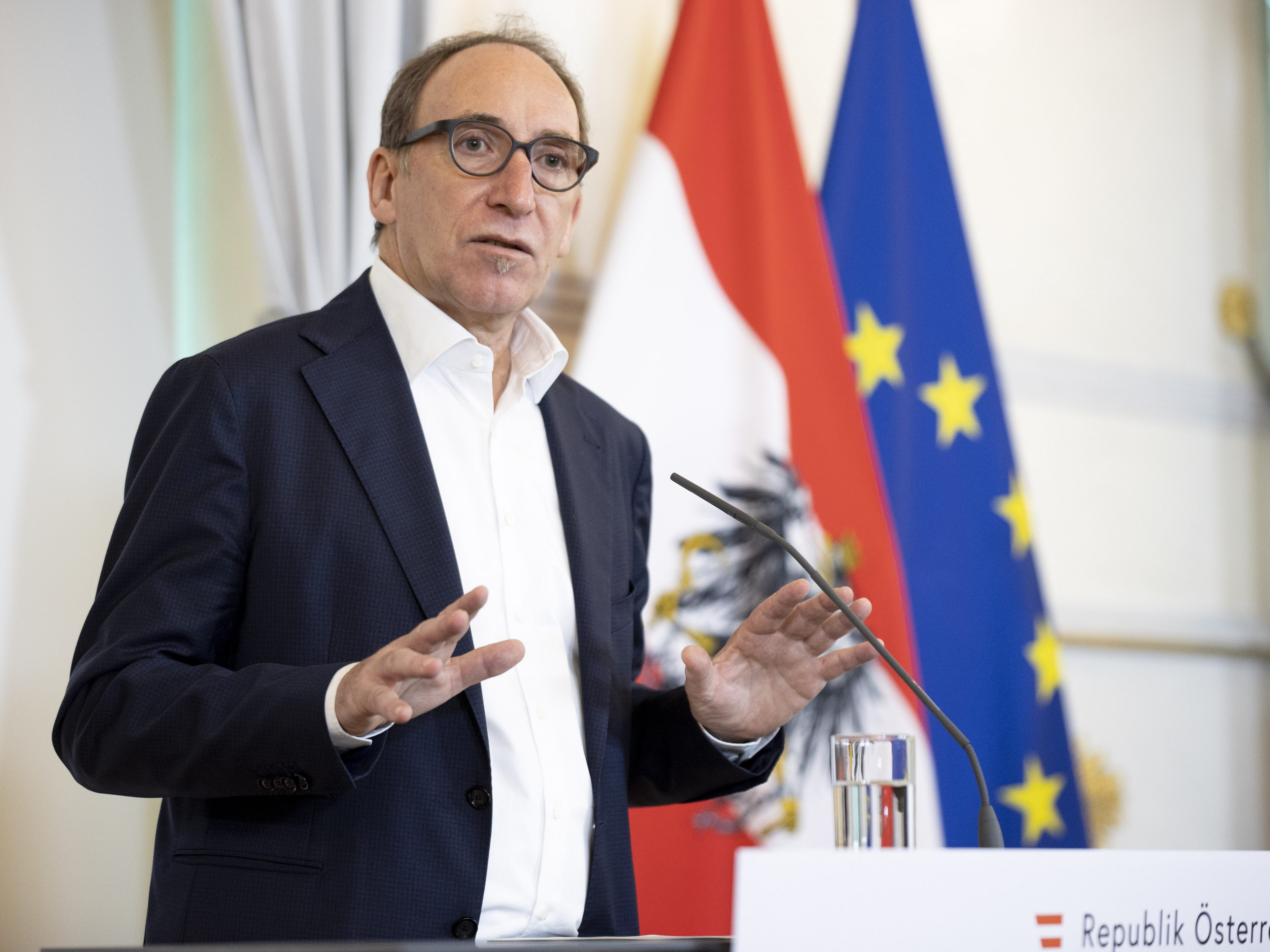 Die Regierung hat eine Einigung auf eine Abschaffung der Corona-Impfpflicht erzielt. Die Regierung hat eine Einigung auf eine Abschaffung der Corona-Impfpflicht erzielt.