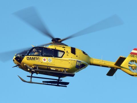 Zwei Verletzte nach Flugzeugunfall im Bezirk Bruck a.d. Leitha. Zwei Verletzte nach Flugzeugunfall im Bezirk Bruck a.d. Leitha.