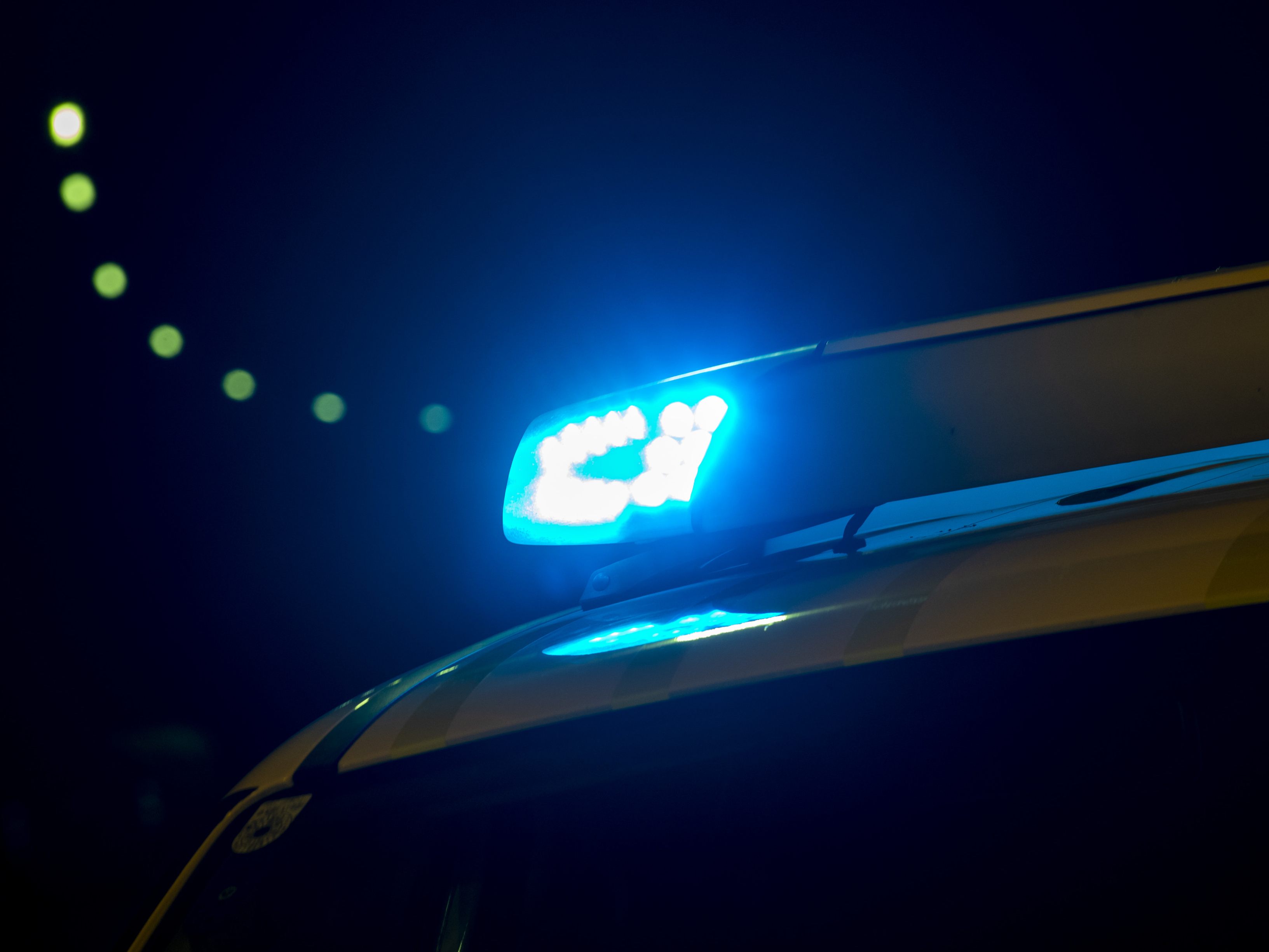 Ein Biker ohne Führerschein und Zulassung bei Unfall in NÖ verletzt worden. Ein Biker ohne Führerschein und Zulassung bei Unfall in NÖ verletzt worden.