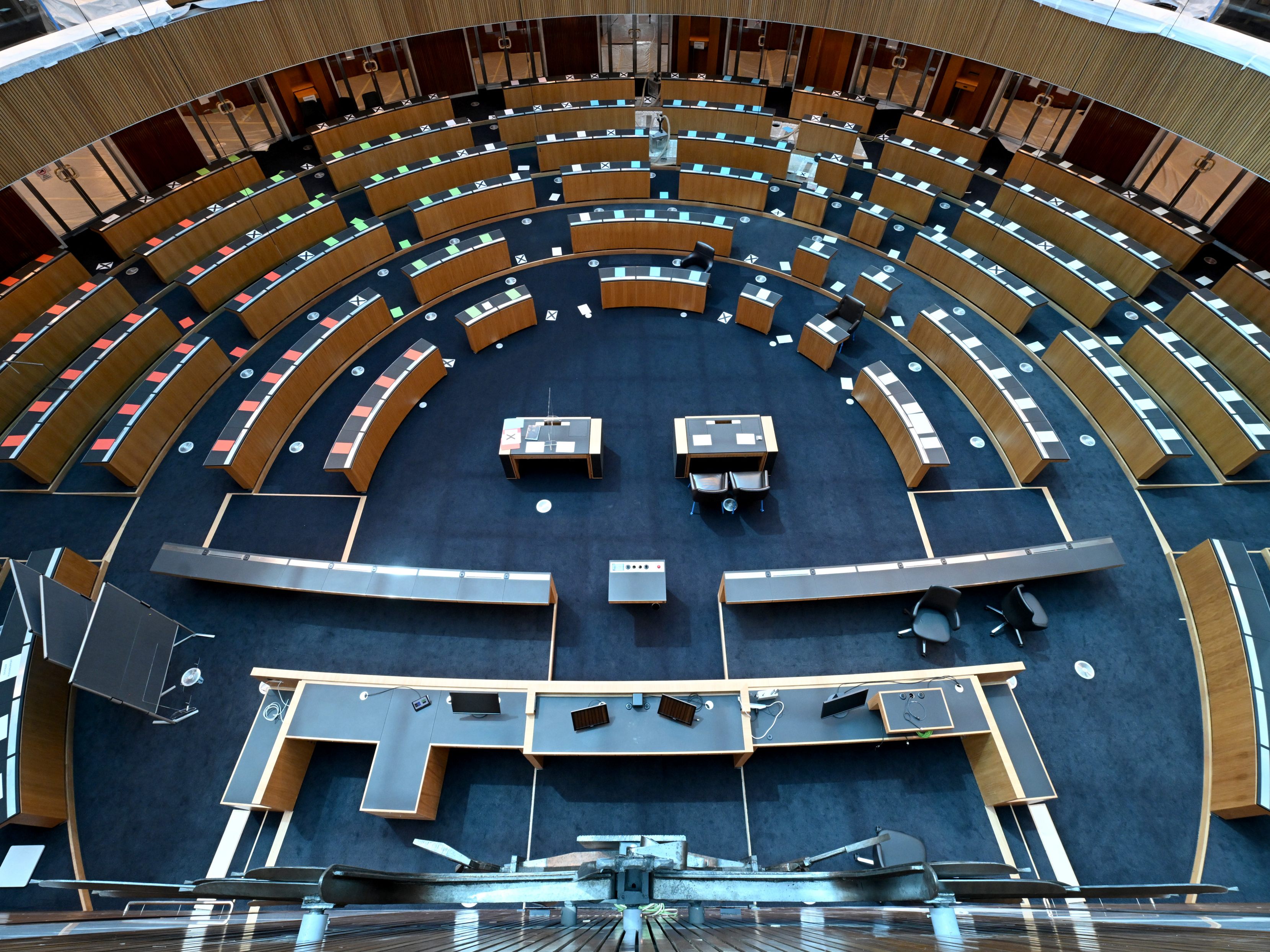 Beschäftigen werden die erste überparteiliche Arbeitsgruppe in der Geschichte des Parlaments die Rechte von LGBTIQ-Personen.