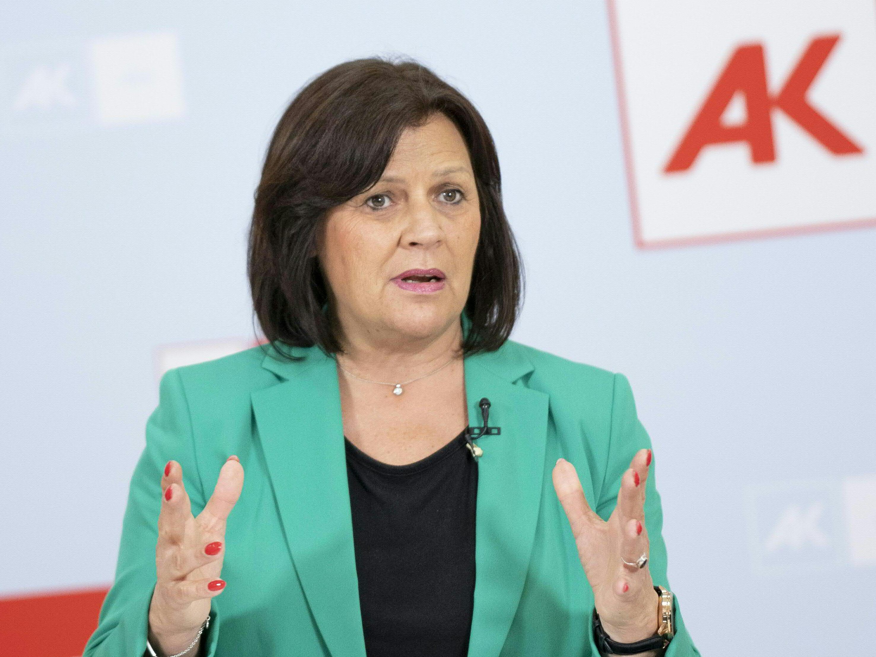 AK-Präsidentin Renate Anderl warnt: Immer mehr Familien können sich keine Nachhilfe leisten. AK-Präsidentin Renate Anderl warnt: Immer mehr Familien können sich keine Nachhilfe leisten.