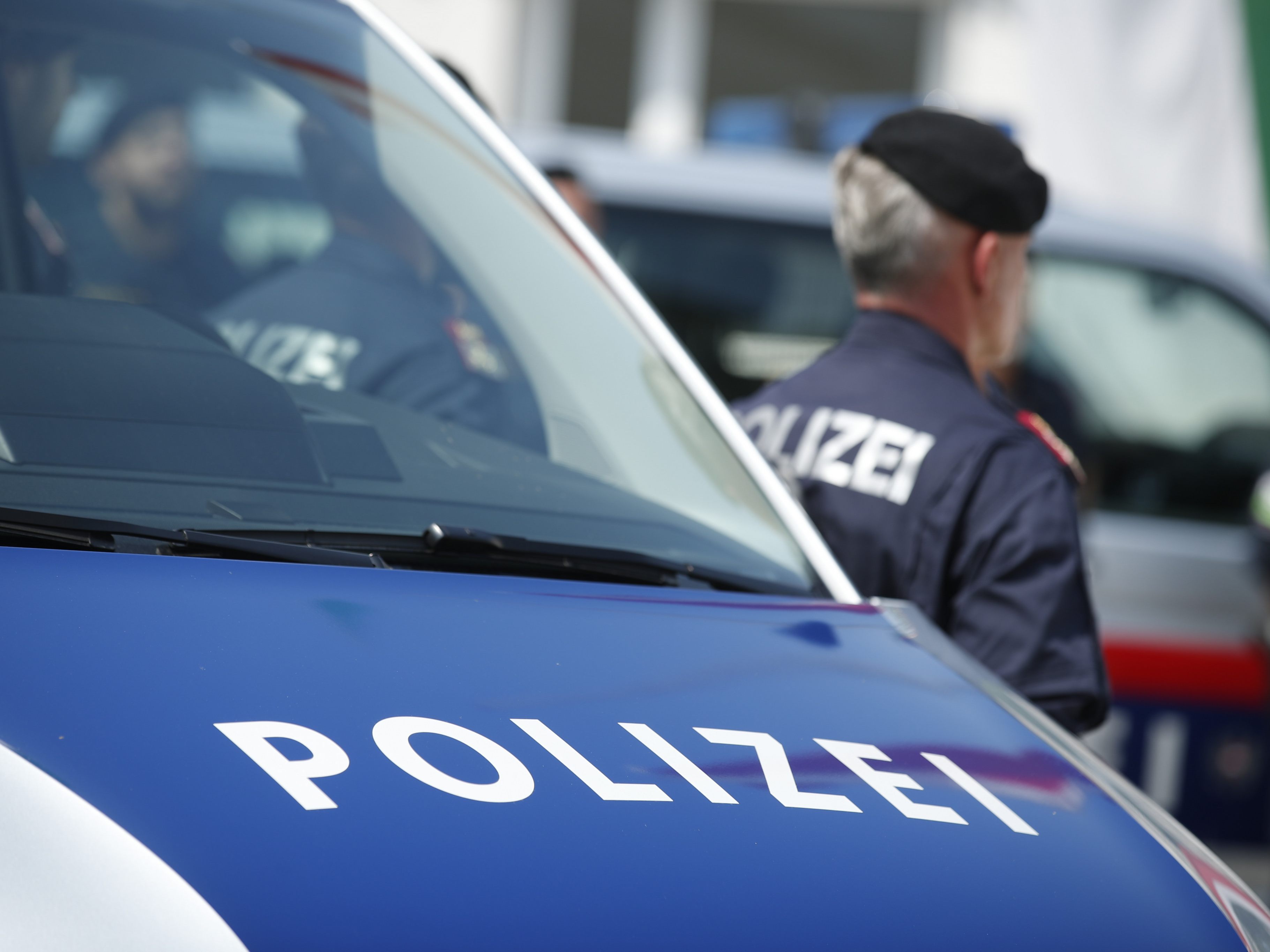 Erfolgreiche Bilanz der Einsatzgruppe zur Bekämpfung der Straßenkriminalität in Wien. Erfolgreiche Bilanz der Einsatzgruppe zur Bekämpfung der Straßenkriminalität in Wien.