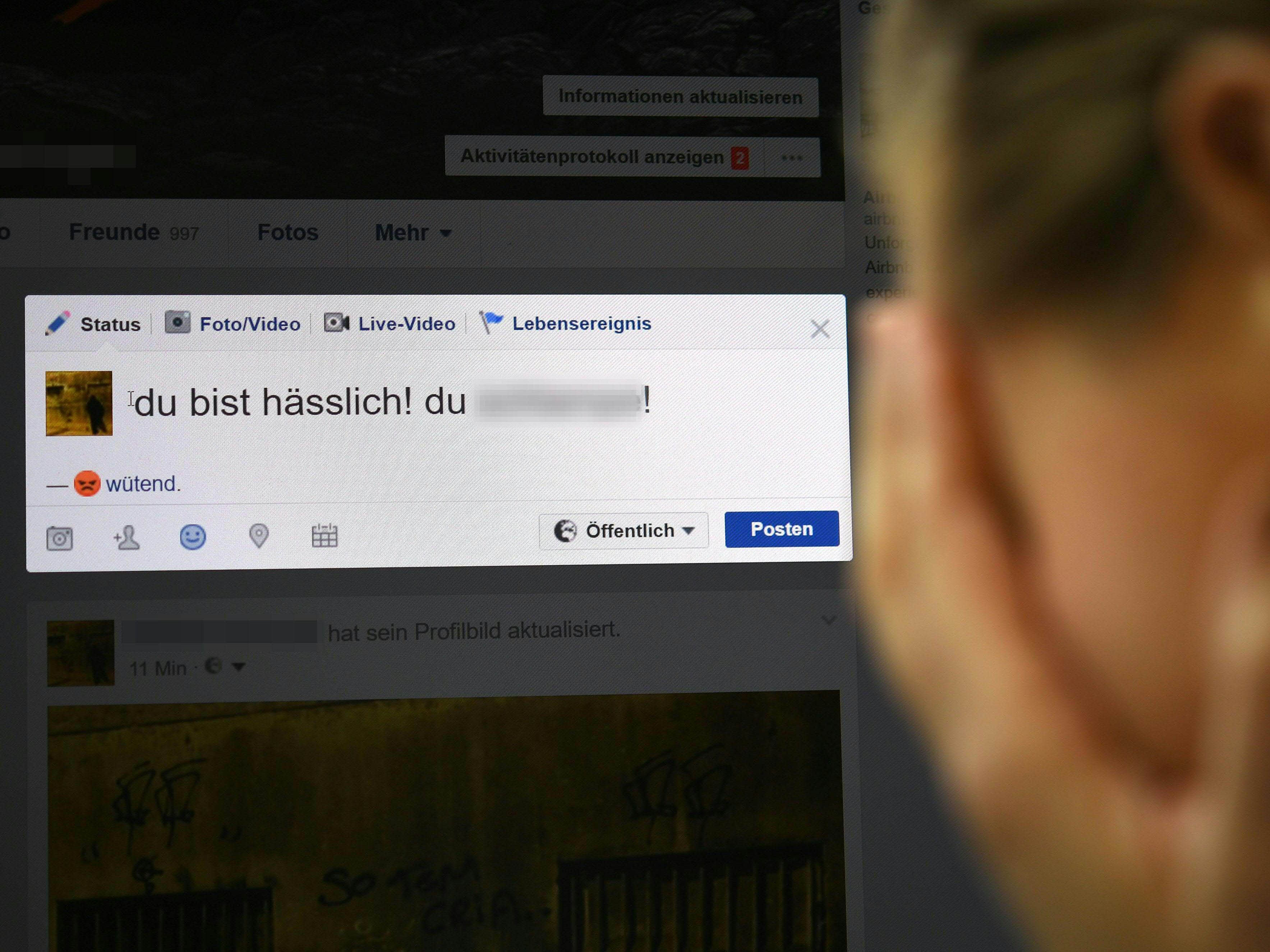 Eltern sind vor allem bei ihren Kindern besorgt wenn es um Mobbing und psychischen Erkrankungen. Eltern sind vor allem bei ihren Kindern besorgt wenn es um Mobbing und psychischen Erkrankungen.