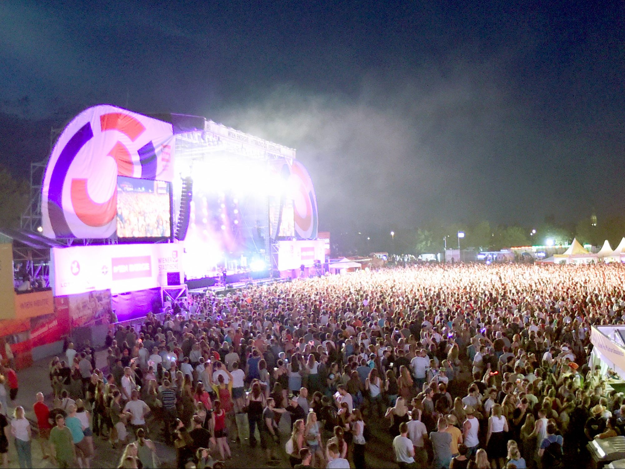 Am Donauinselfest 2022 werden wieder zahlreiche österreichischen Acts auftreten Am Donauinselfest 2022 werden wieder zahlreiche österreichischen Acts auftreten