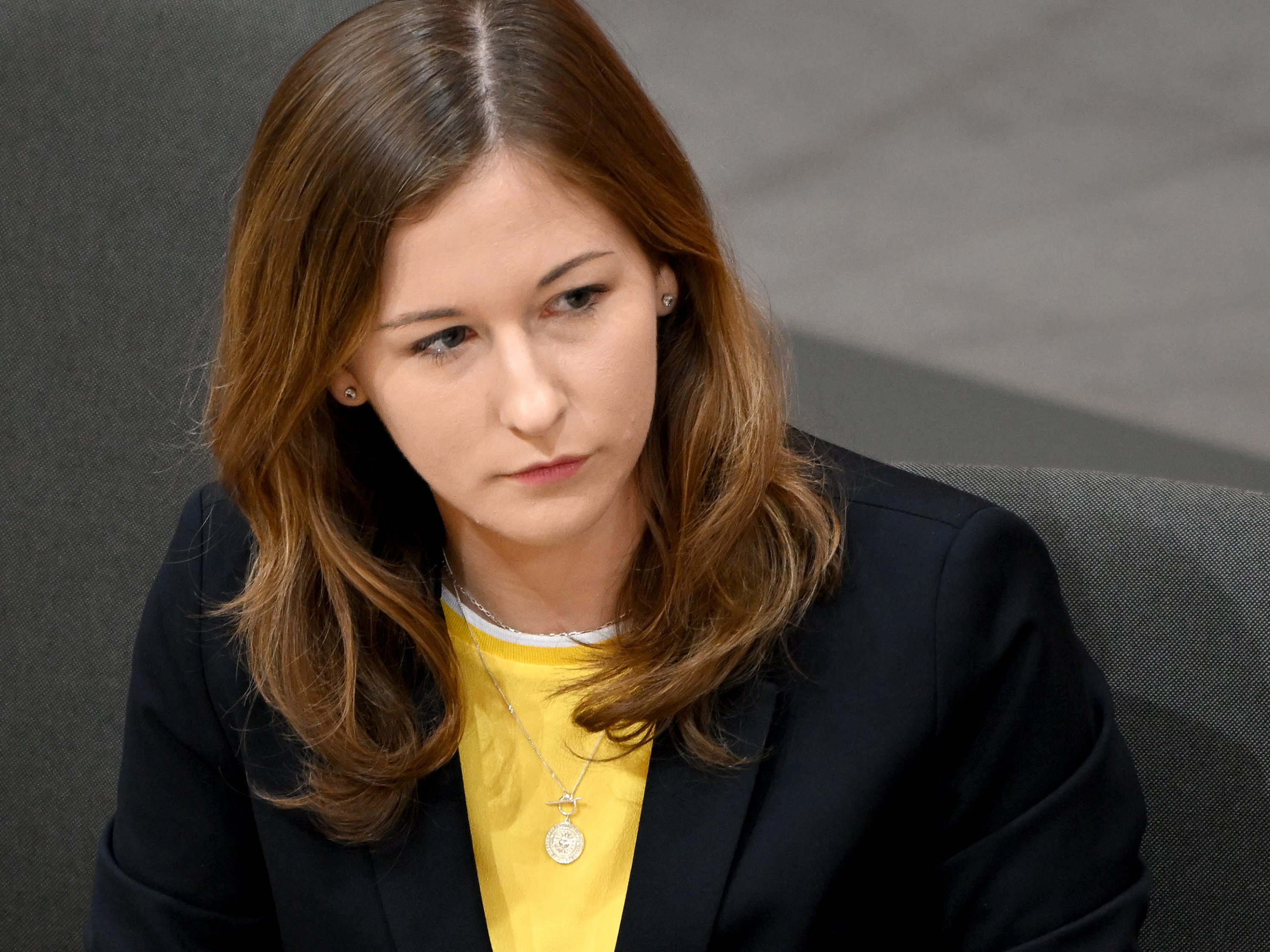 Jugendstaatssekretärin Claudia Plakolm will dass die Gesetzeslücken beim Kinderschutz geschlossen werden. Jugendstaatssekretärin Claudia Plakolm will dass die Gesetzeslücken beim Kinderschutz geschlossen werden.