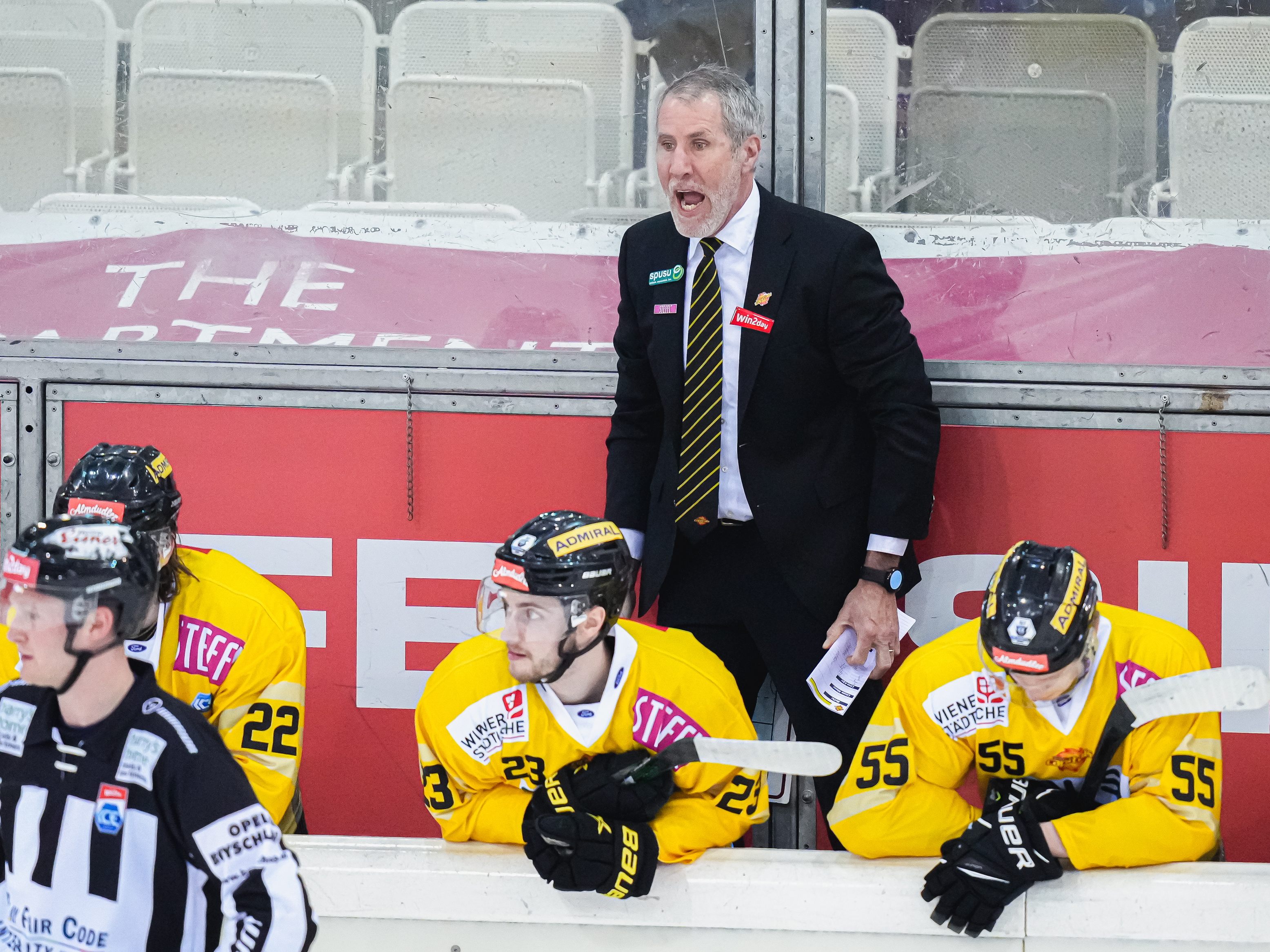 Dave Barr bleibt Capitals-Coach.