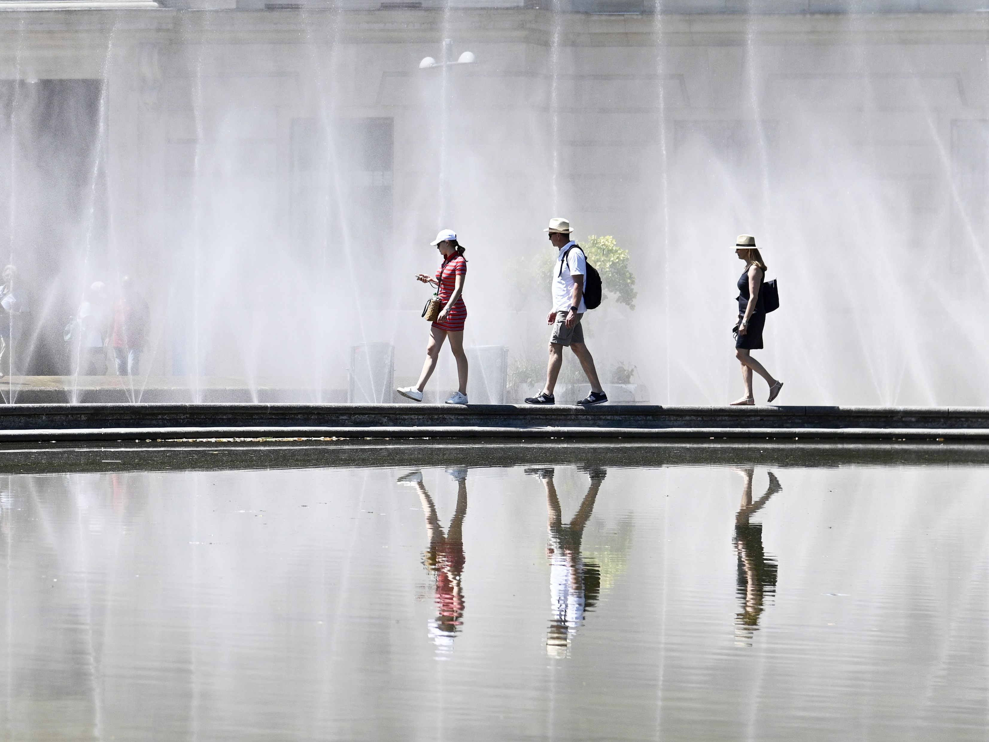 In der Wiener Innenstadt wurden am Sonntag 32,6 Grad gemessen. In der Wiener Innenstadt wurden am Sonntag 32,6 Grad gemessen.