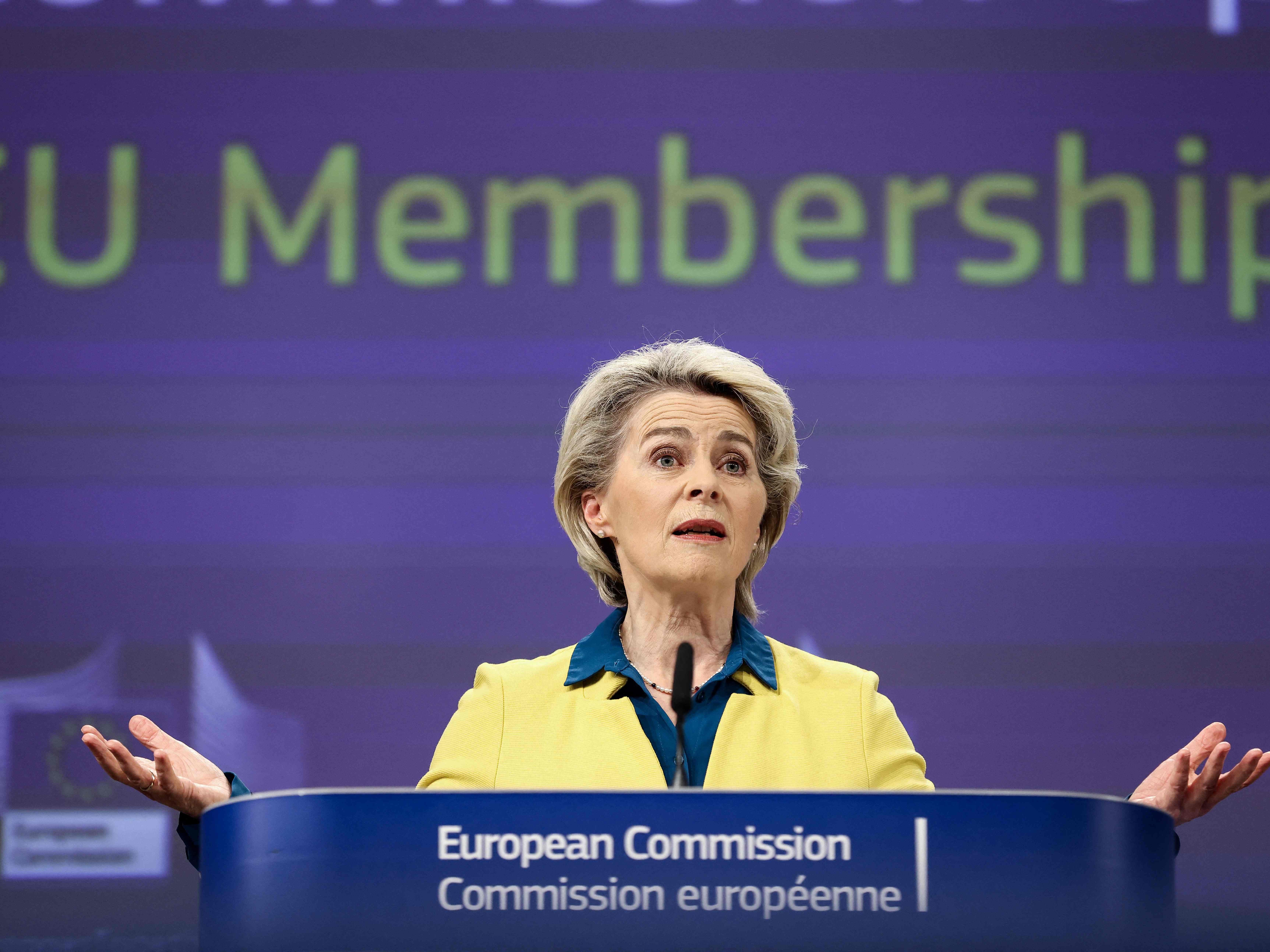 Von der Leyen ist bezüglich EU-Kandidatenstatus der Ukraine zuversichtlich. Von der Leyen ist bezüglich EU-Kandidatenstatus der Ukraine zuversichtlich.
