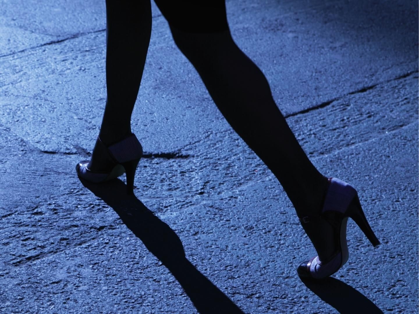 VIOLA WALK HOME