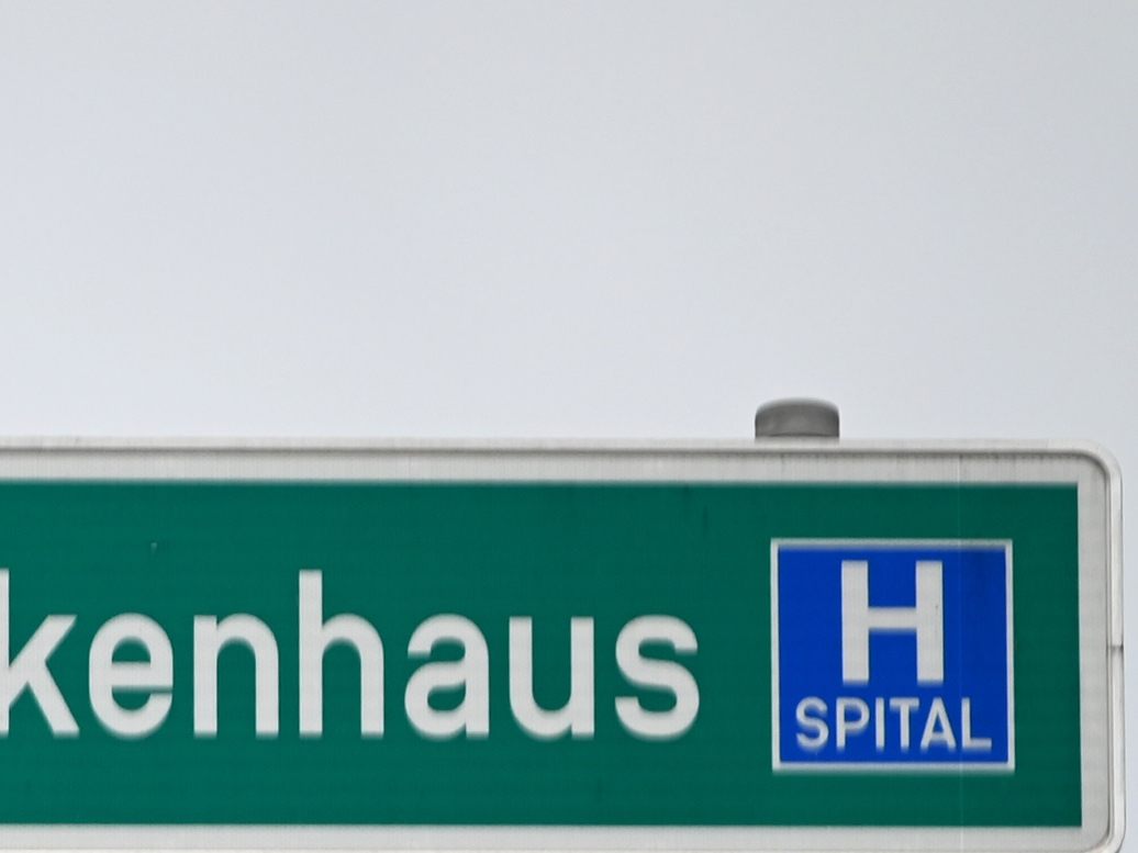 Samwald war nach dem Unfall ins Krankenhaus gebracht worden. Samwald war nach dem Unfall ins Krankenhaus gebracht worden.