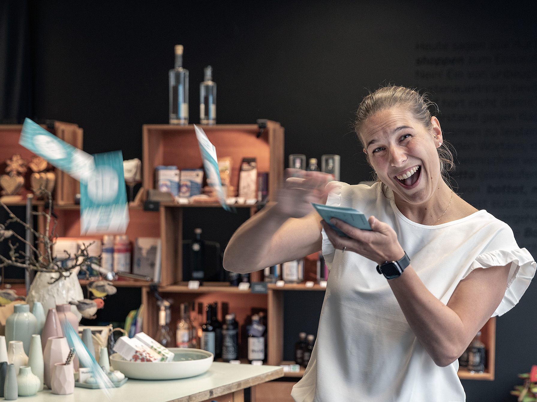Nadine König freute sich über den großartigen Gewinn. Nadine König freute sich über den großartigen Gewinn.