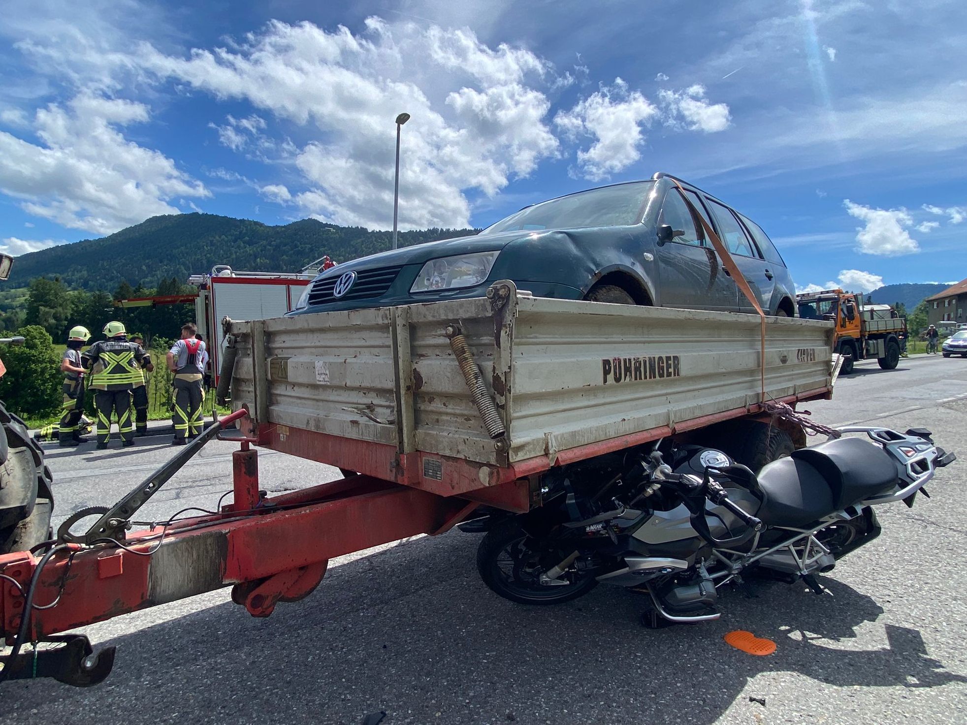 Zwei Verletzte nach Unfall