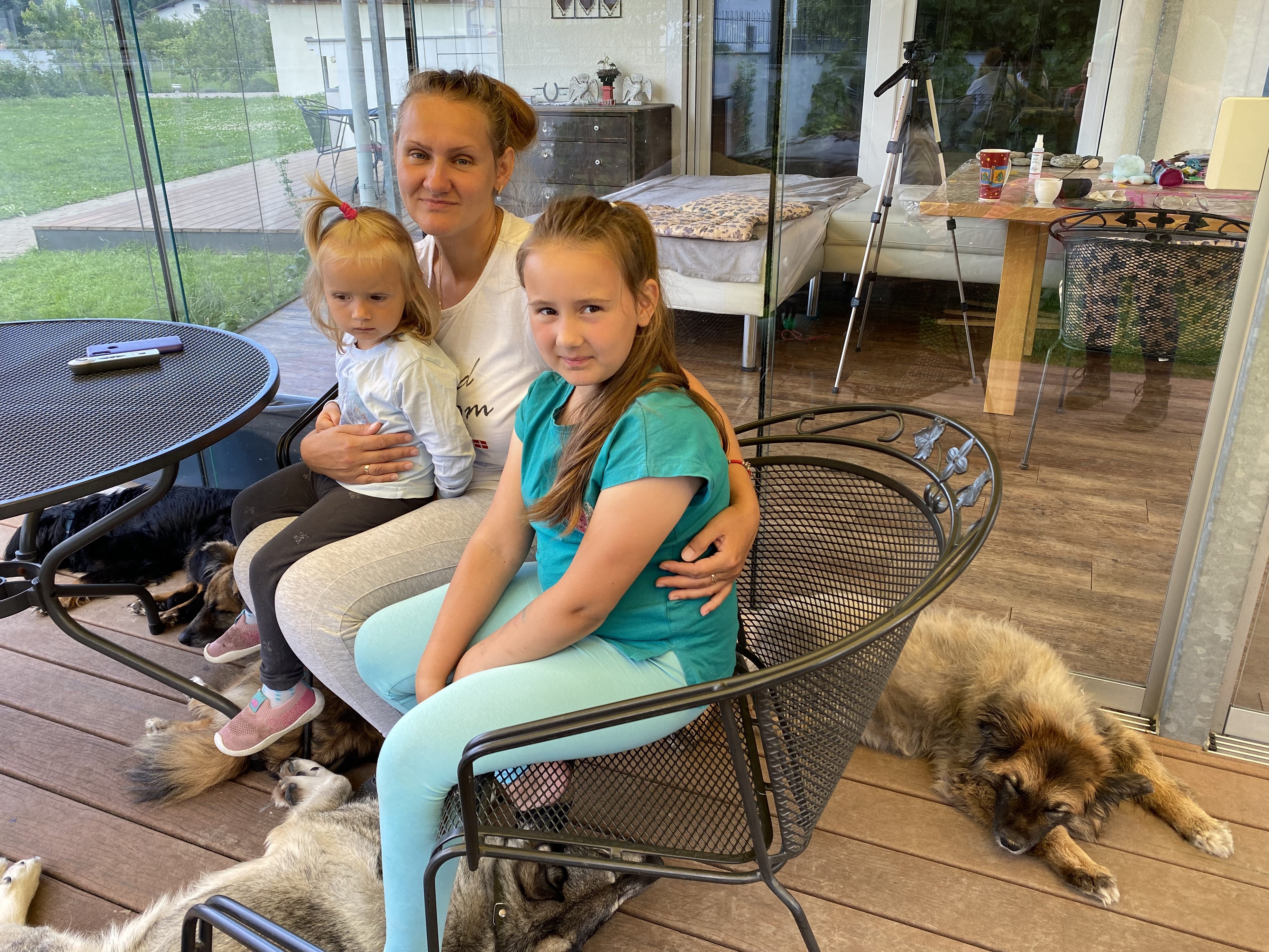 Liliya und ihre Töchter kamen aus der Ukraine nach Vorarlberg.