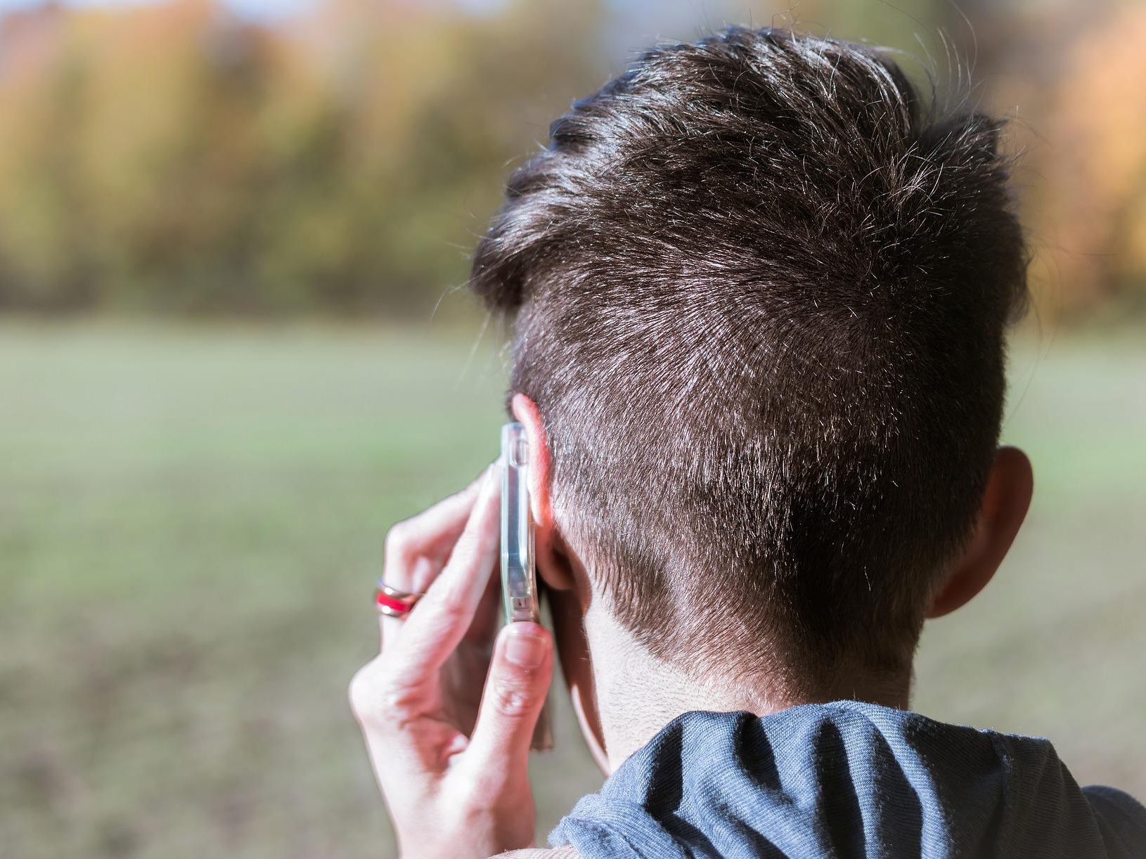 In Österreich wurden im Vorjahr 28 Milliarden Minuten vertelefoniert. In Österreich wurden im Vorjahr 28 Milliarden Minuten vertelefoniert.