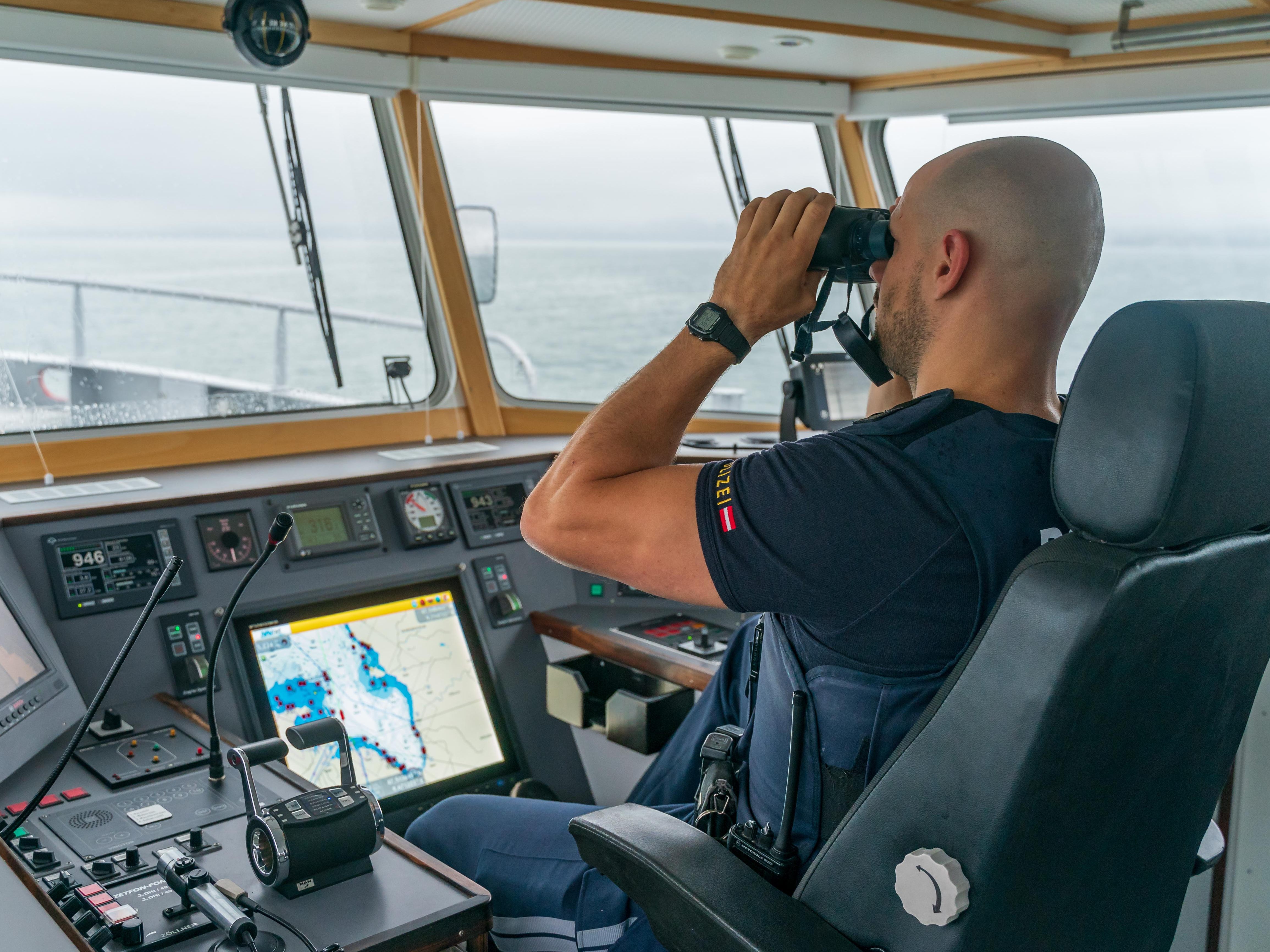Länderübergreifende Kontrollen am Bodensee. Länderübergreifende Kontrollen am Bodensee.