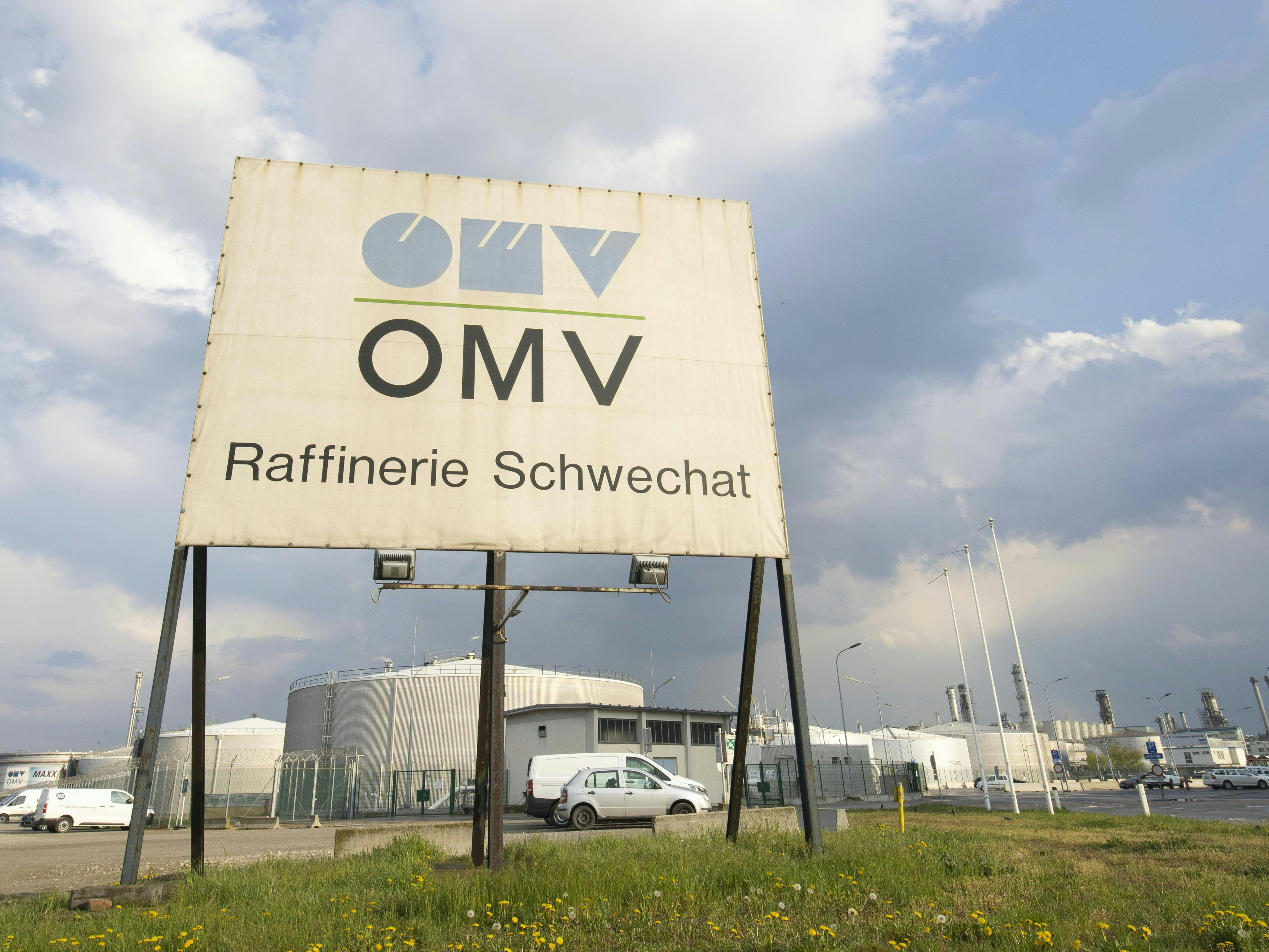 OMV schätzt Auswirkungen von Raffinerie-Unfall auf 200 Mio. Euro. OMV schätzt Auswirkungen von Raffinerie-Unfall auf 200 Mio. Euro.