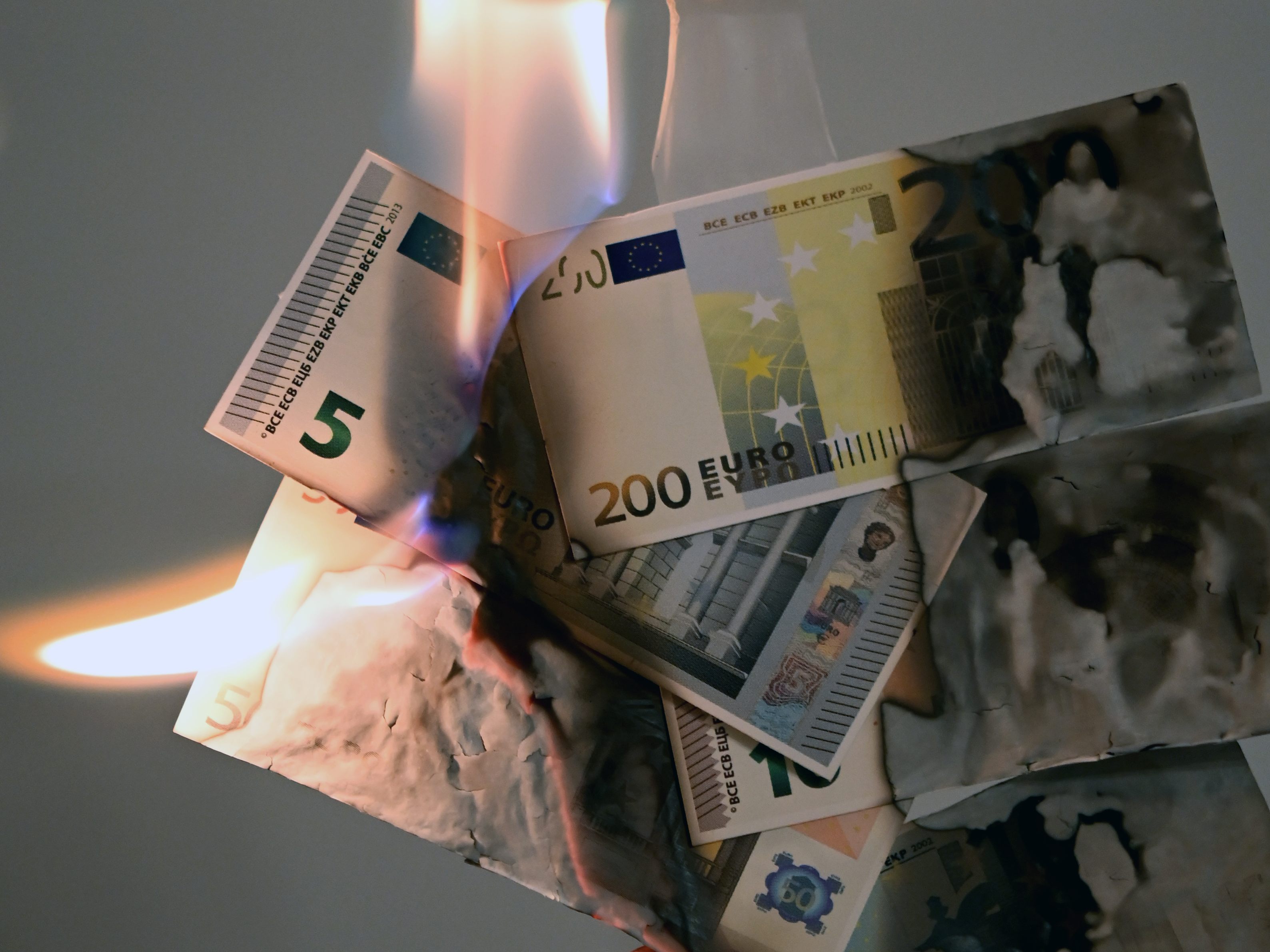 Die Inflationsprognose für 2022 liegt nun bei 7,4 Prozent. Die Inflationsprognose für 2022 liegt nun bei 7,4 Prozent.