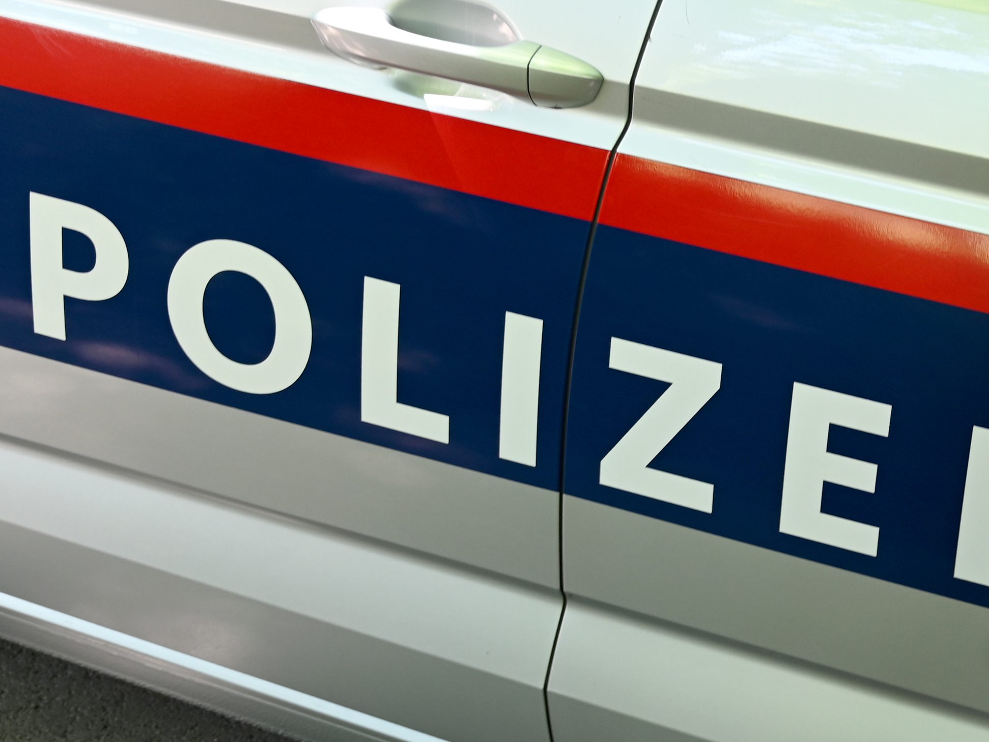 Ein 32-Jähriger attackierte gestern in Wien-Rudolfsheim-Fünfhaus einen Polizisten.