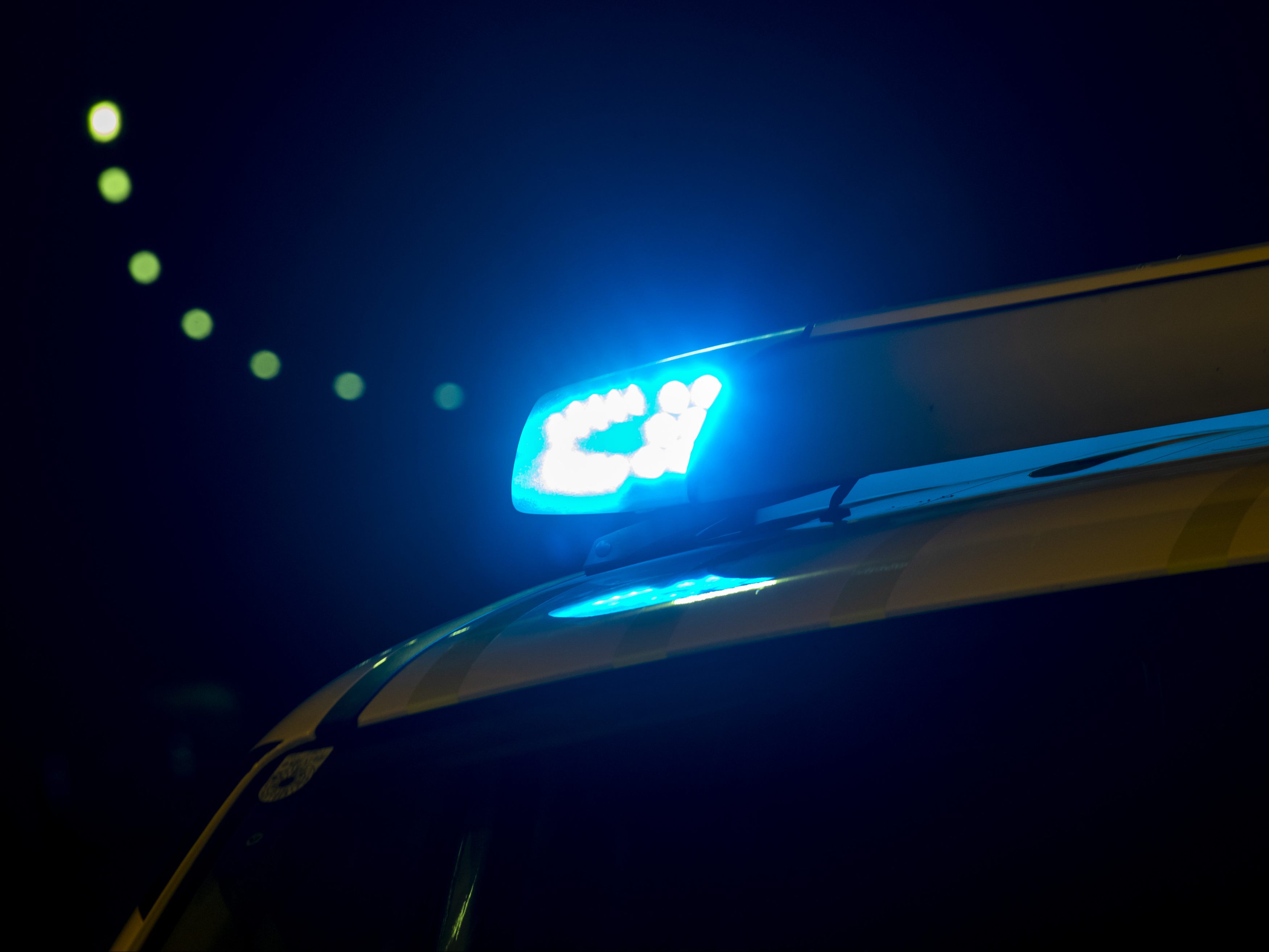 Fünf Menschen sind bei einem Unfall auf der A1 im Bezirk Melk verletzt worden.