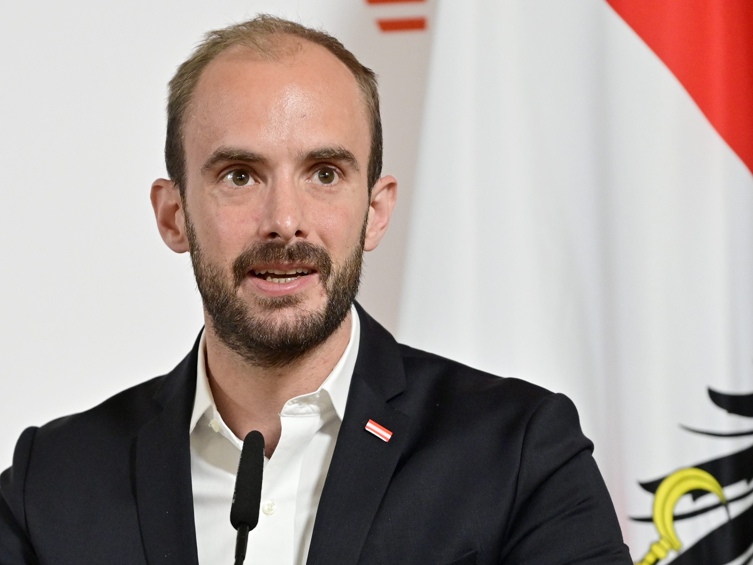 Staatssekretär Florian Tursky will Österreich bis 2025 unter die Top 5 beim EU-Digitalisierungsindex bringen. Staatssekretär Florian Tursky will Österreich bis 2025 unter die Top 5 beim EU-Digitalisierungsindex bringen.