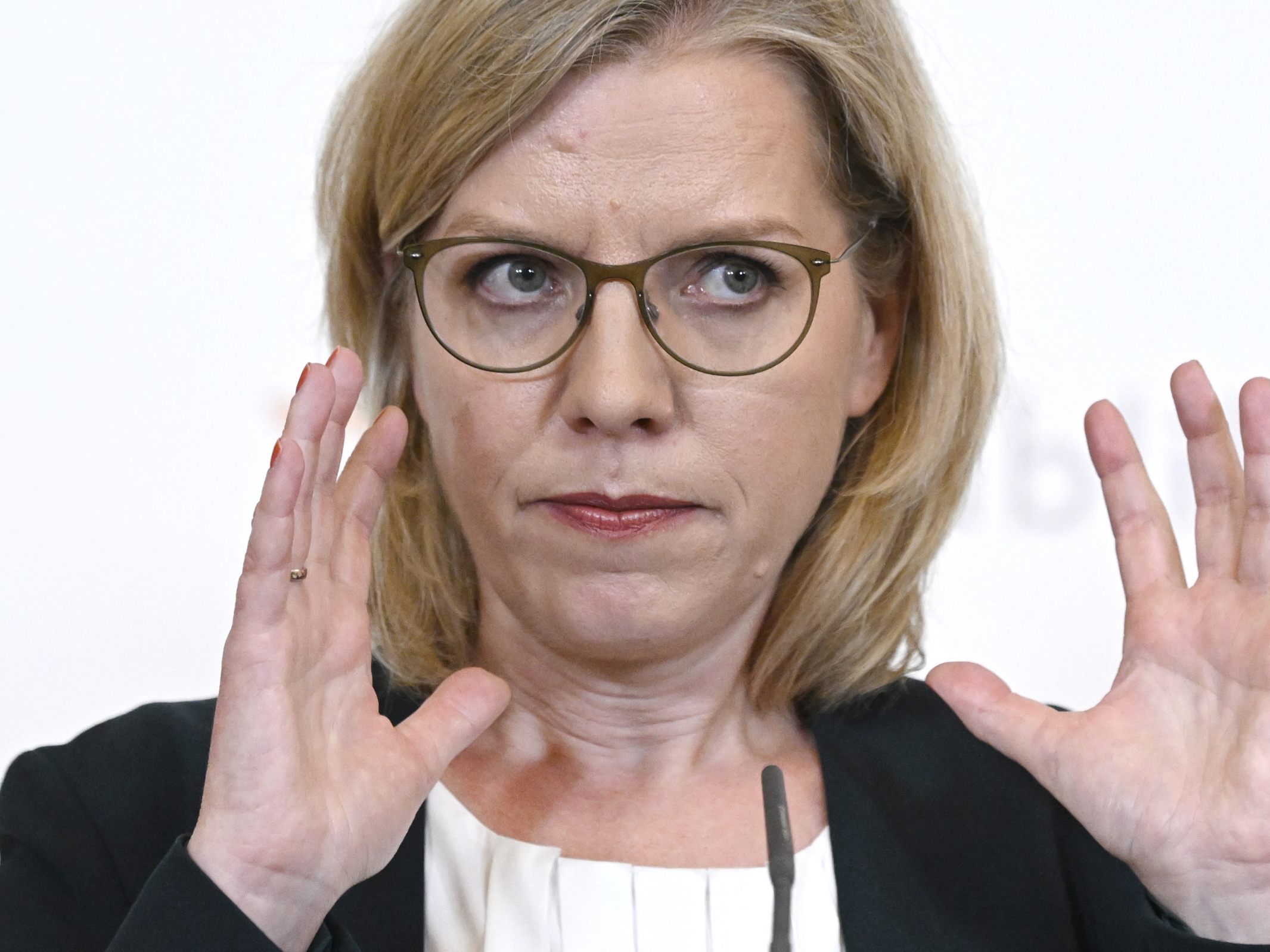 Gewessler erwartet sinkende Gasflüsse wegen der Wartungsarbeiten an Nord Stream 1. Gewessler erwartet sinkende Gasflüsse wegen der Wartungsarbeiten an Nord Stream 1.