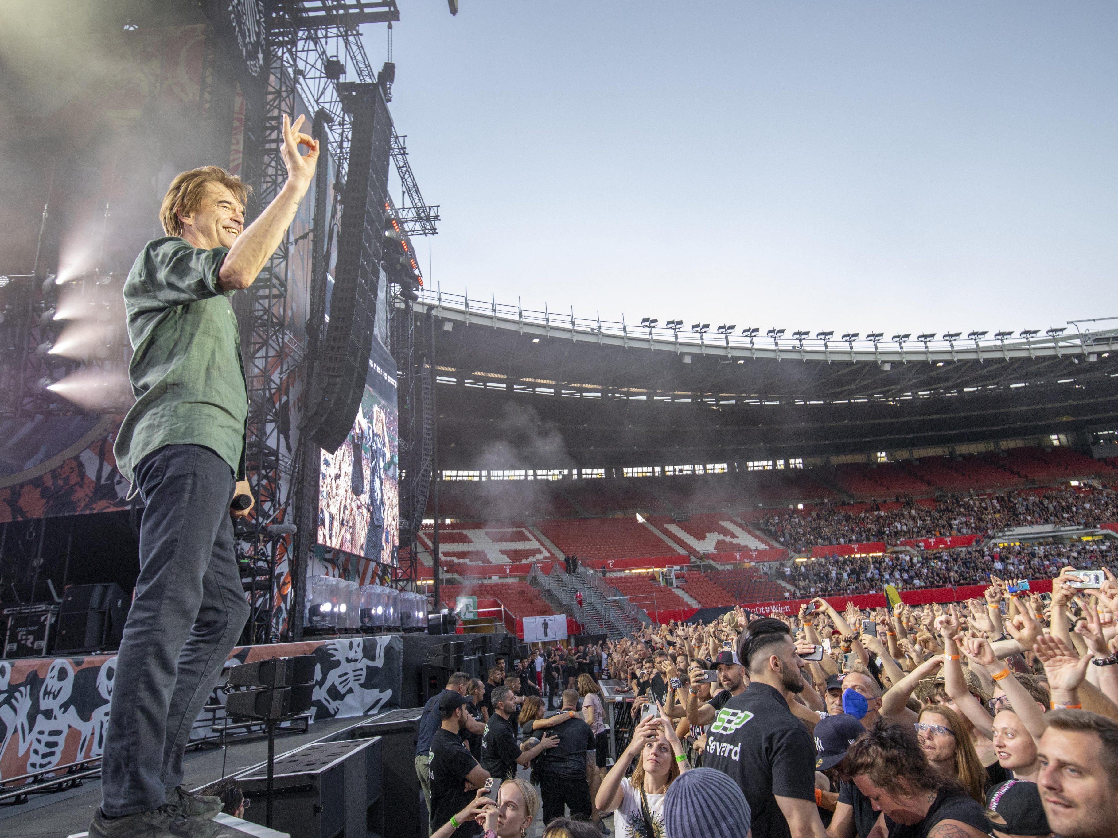 35.000 Fans feierten mit den Toten Hosen in Wien.