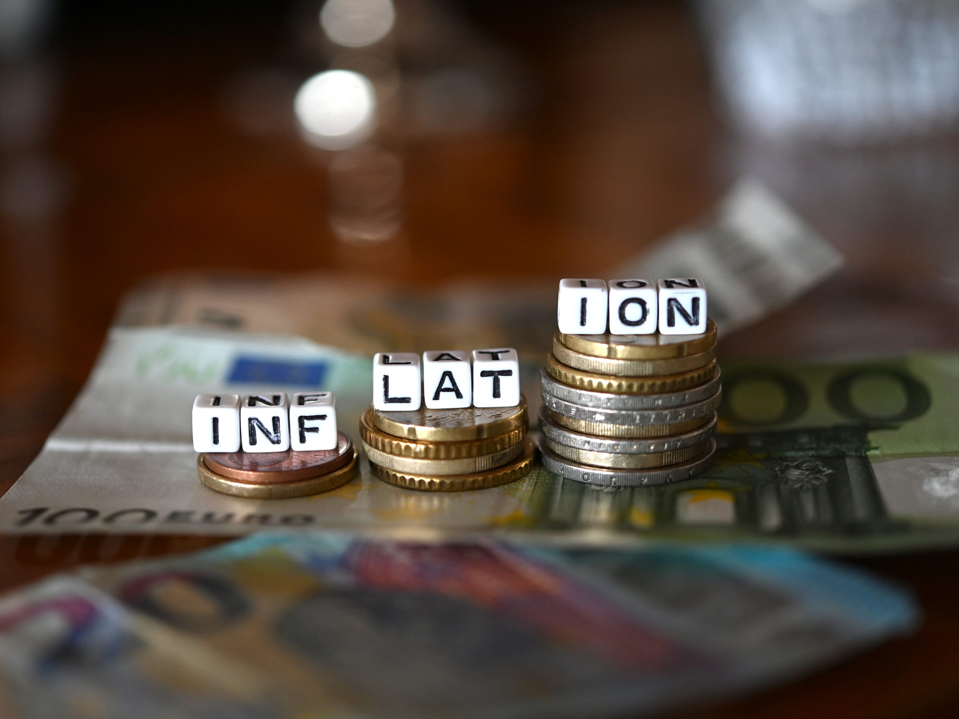 Inflation stieg im Juli laut Schnellschätzung auf 9,2 Prozent. Inflation stieg im Juli laut Schnellschätzung auf 9,2 Prozent.