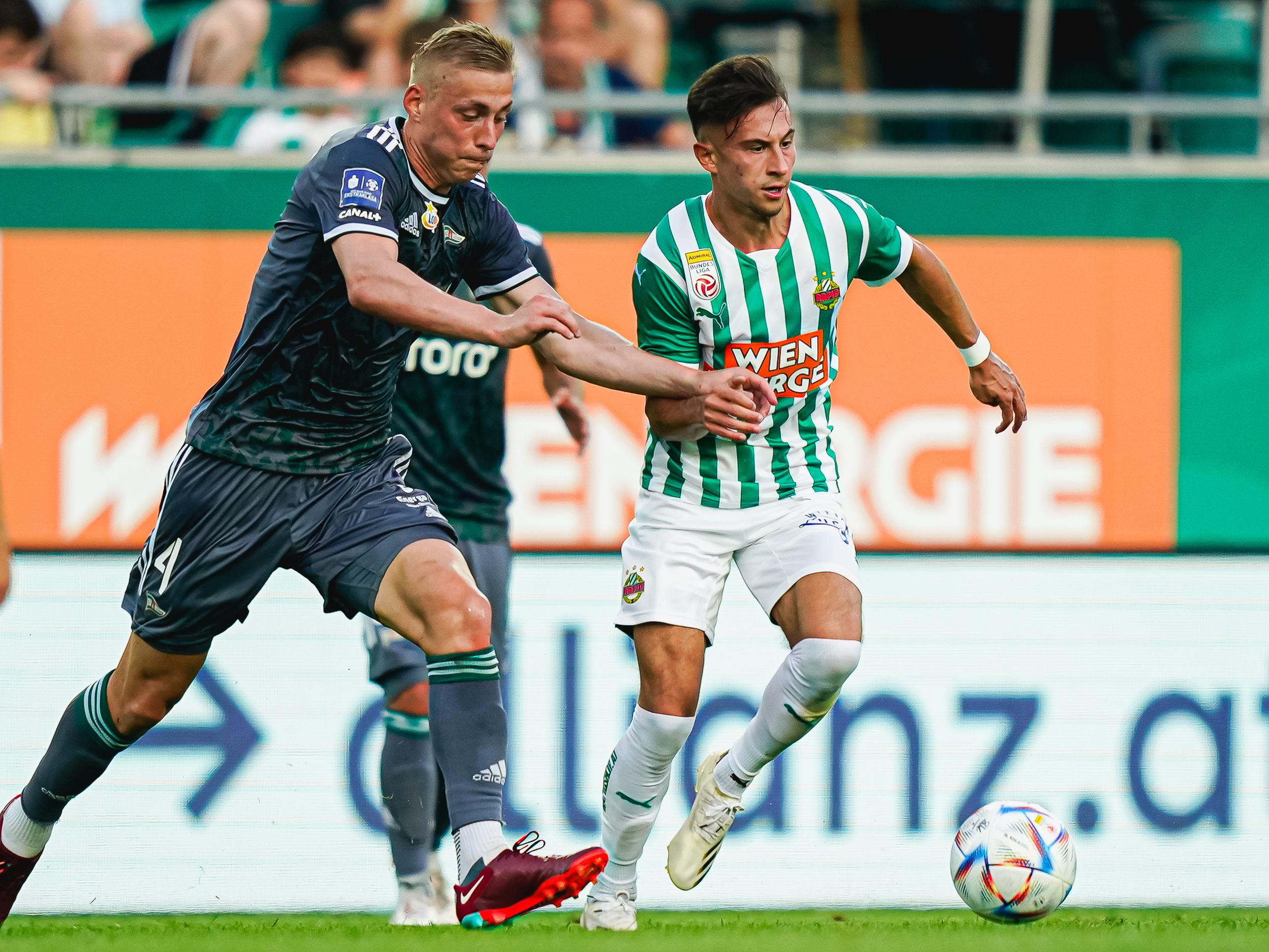 Hier sehen Sie das Conference League-Match zwischen Lechia Gdansk und Rapid Wien live. Hier sehen Sie das Conference League-Match zwischen Lechia Gdansk und Rapid Wien live.