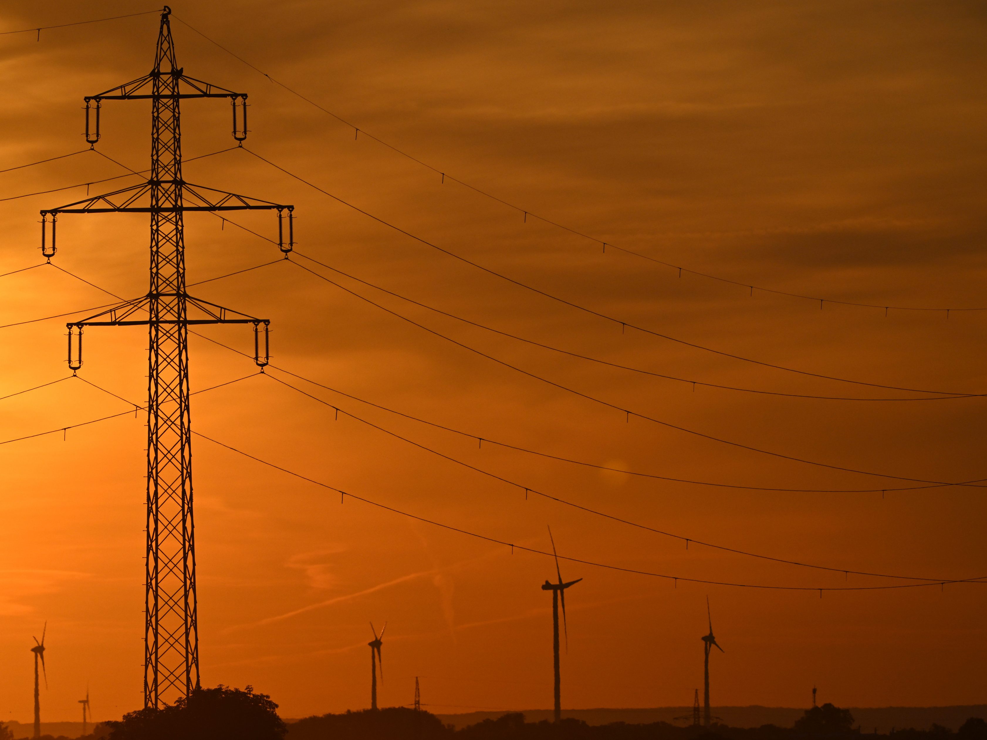 SPÖ fordert Sondersteuer für Übergewinne von Energieunternehmen.