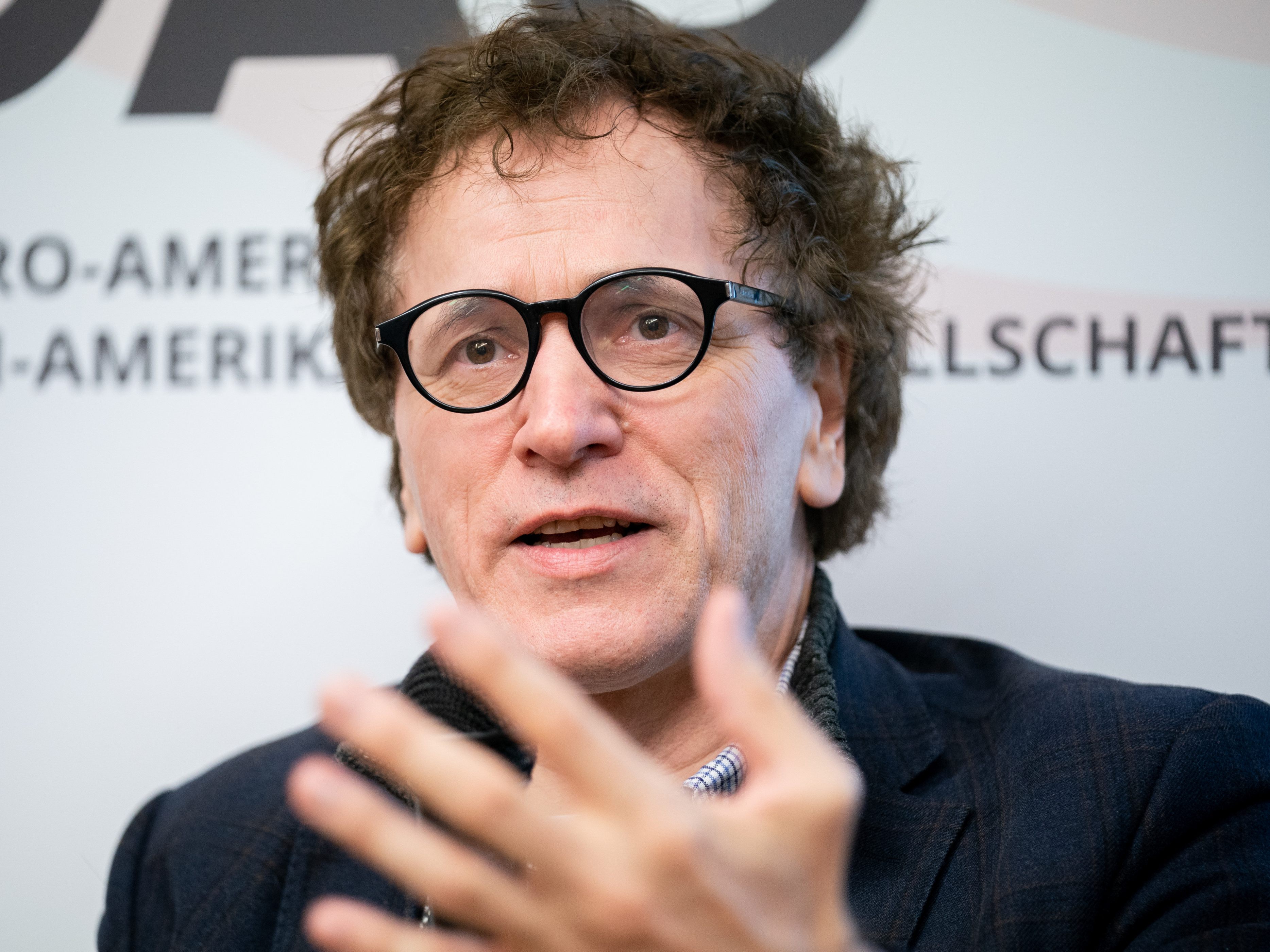 er österreichische Biotechnologe Josef Penninger srpicht über den möglichen Einsatz von AEC2 als Corona-Medikament. er österreichische Biotechnologe Josef Penninger srpicht über den möglichen Einsatz von AEC2 als Corona-Medikament.