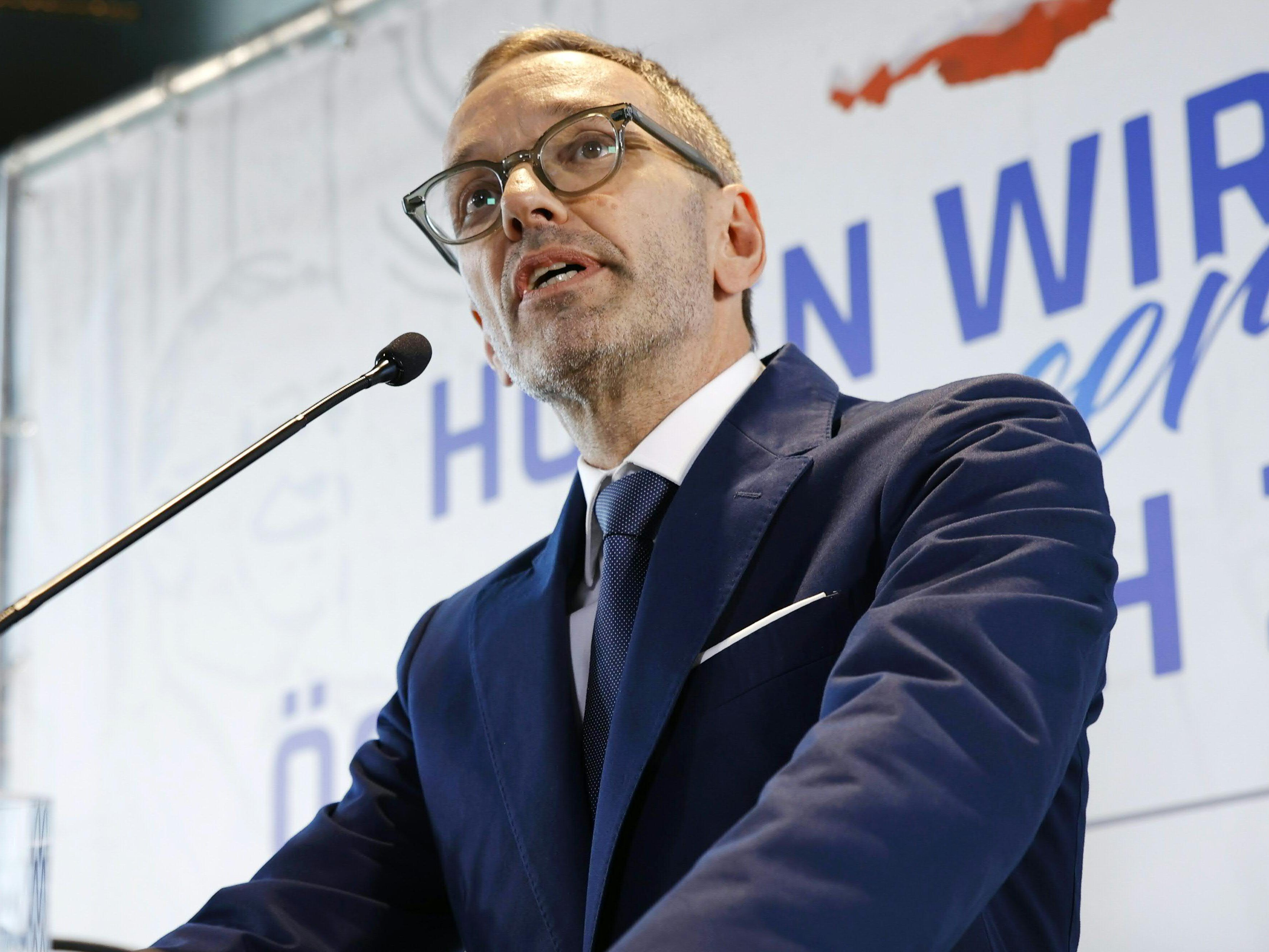 Die FPÖ sieht durch die Russland-Sanktionen den Mittelstand in Gefahr. Die FPÖ sieht durch die Russland-Sanktionen den Mittelstand in Gefahr.