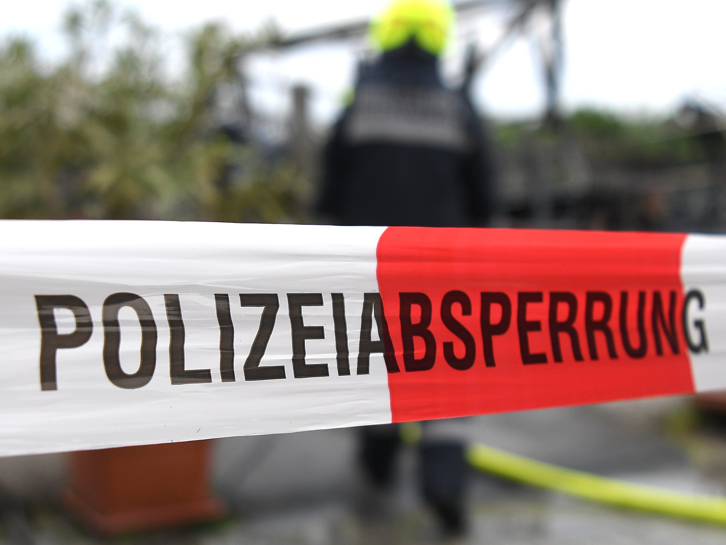 Monate nach dem Fund einer Kinderleiche in der Donau in Bayern fehlt vom Täter weiterhin jede Spur.
