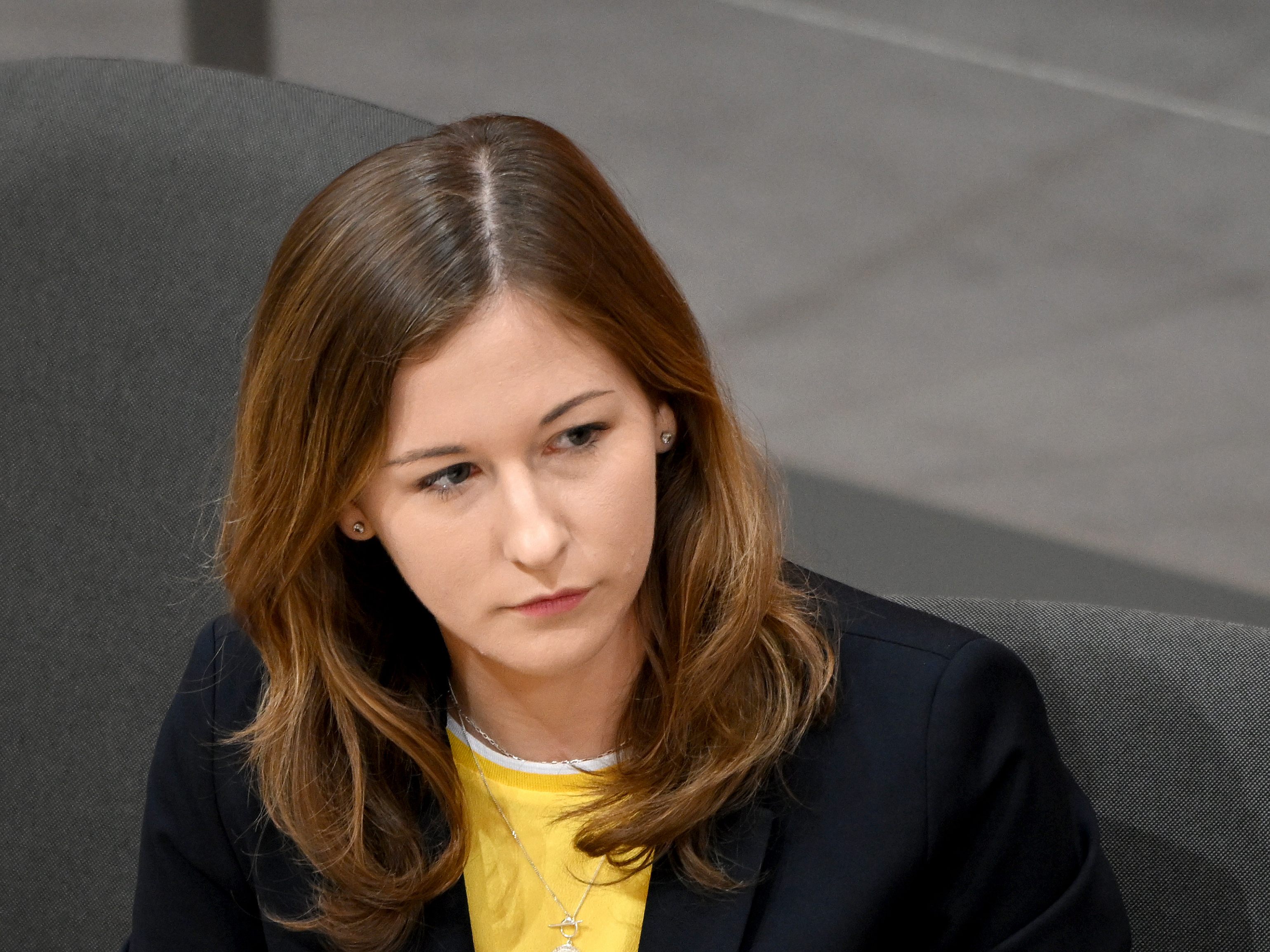 Jugendstaatssekretärin Claudia Plakolm setzt mit dem Ehrenamtsgipfel weitere Schritte für den Kinderschutz. Jugendstaatssekretärin Claudia Plakolm setzt mit dem Ehrenamtsgipfel weitere Schritte für den Kinderschutz.